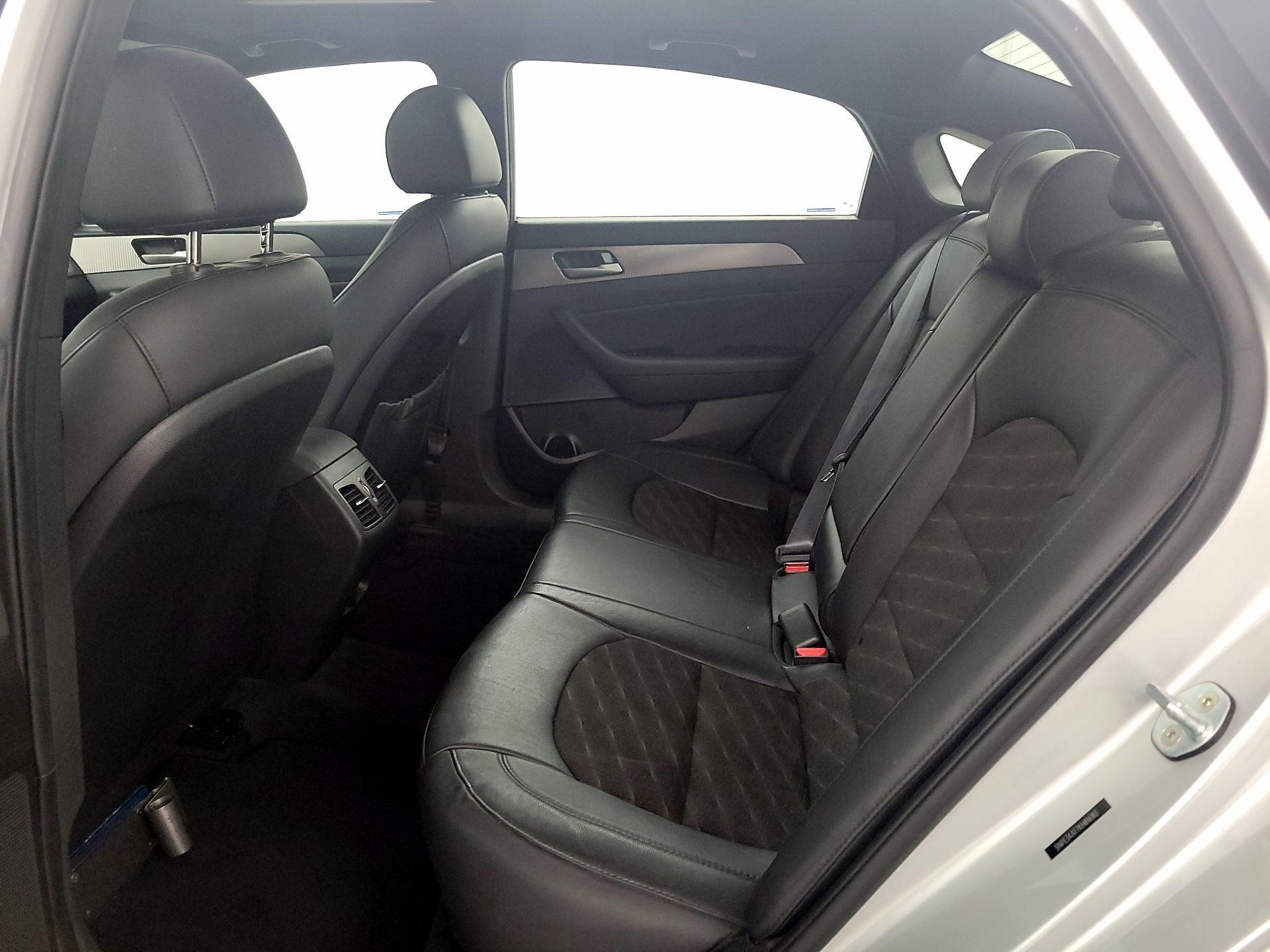 Thumbnail: 2019 Hyundai Sonata - 20