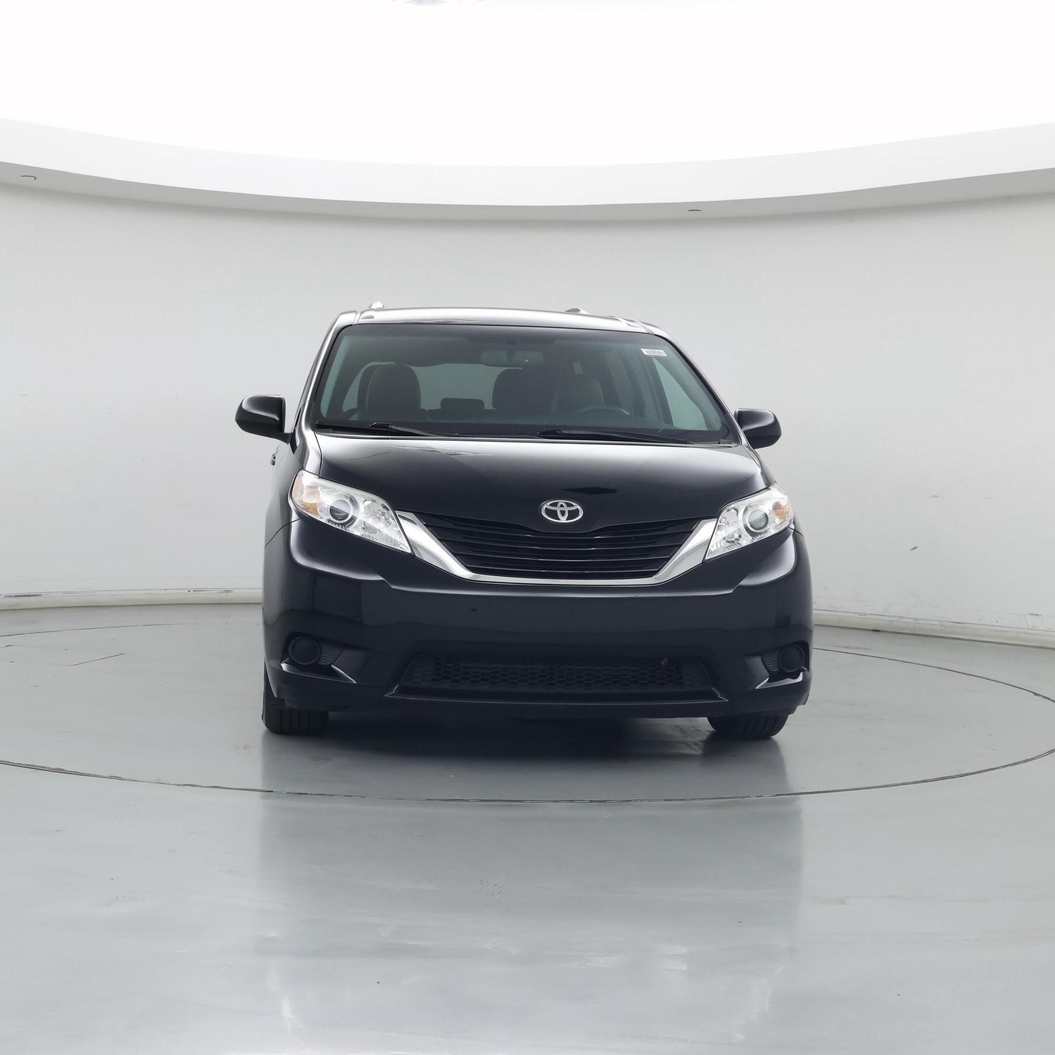 Thumbnail: 2017 Toyota Sienna - 5