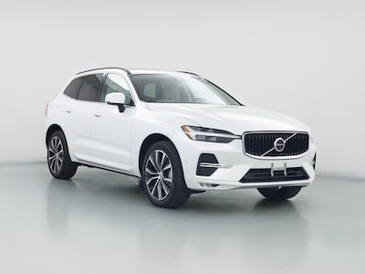 2022 Volvo XC60 B5 Momentum