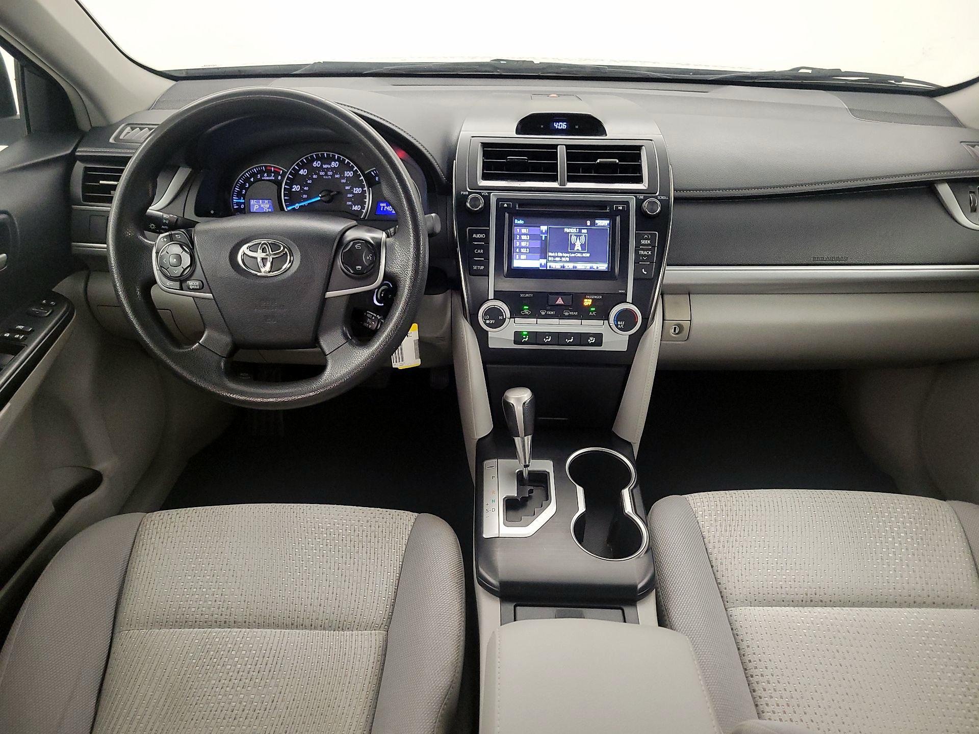 Thumbnail: 2014 Toyota Camry - 9