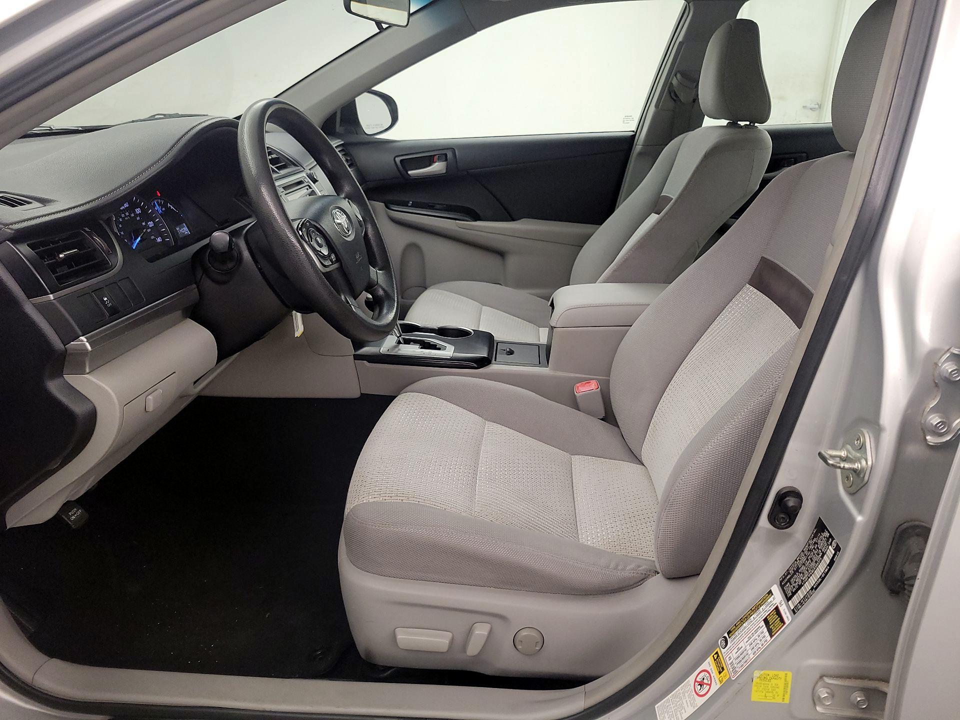 Thumbnail: 2014 Toyota Camry - 11