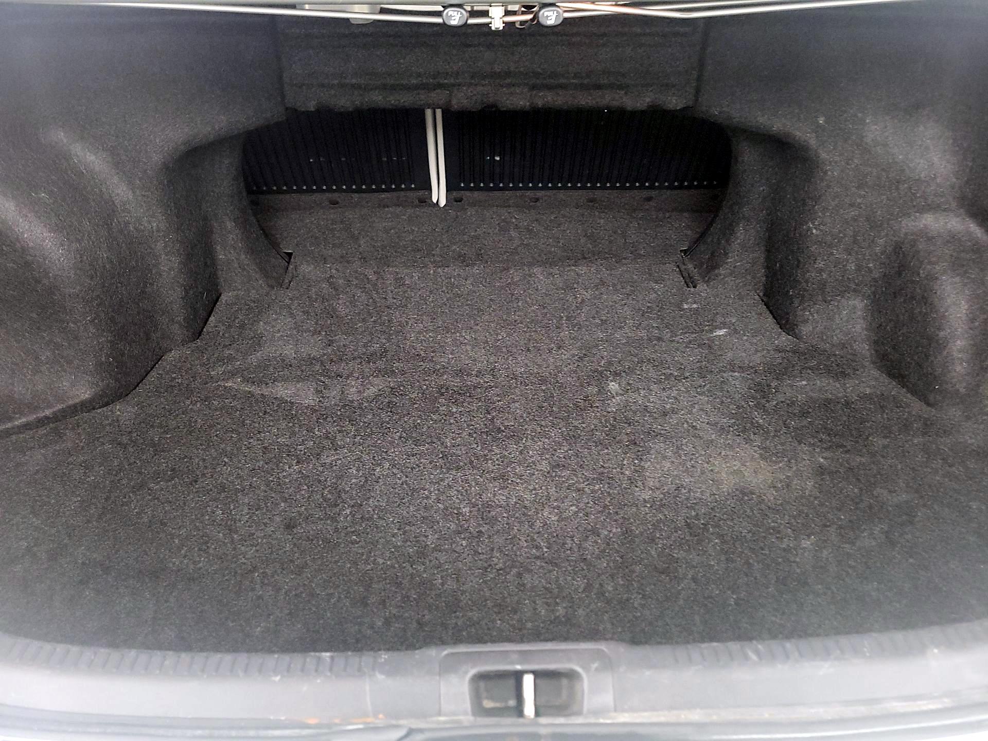 Thumbnail: 2014 Toyota Camry - 20