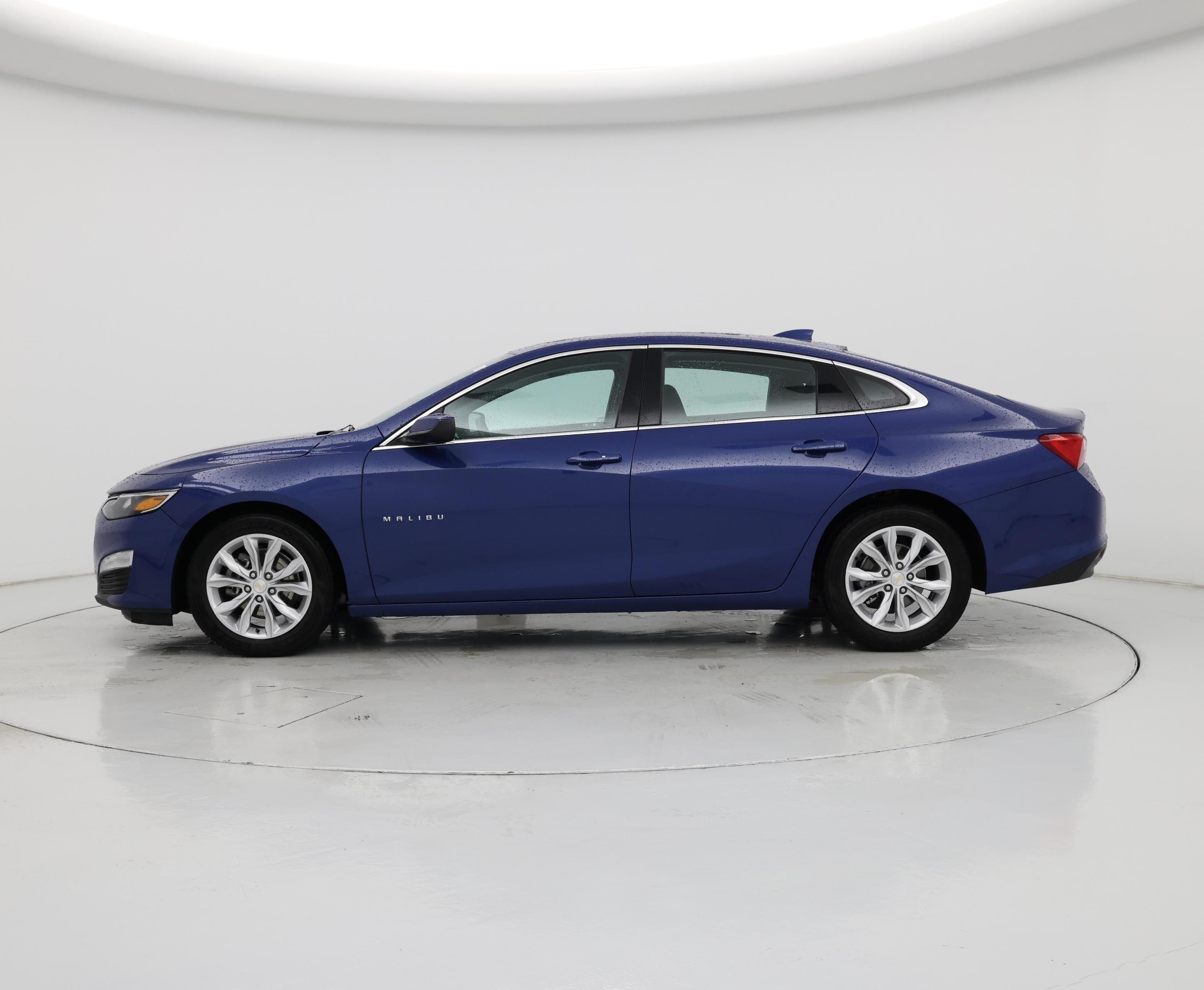 Thumbnail: 2023 Chevrolet Malibu - 3
