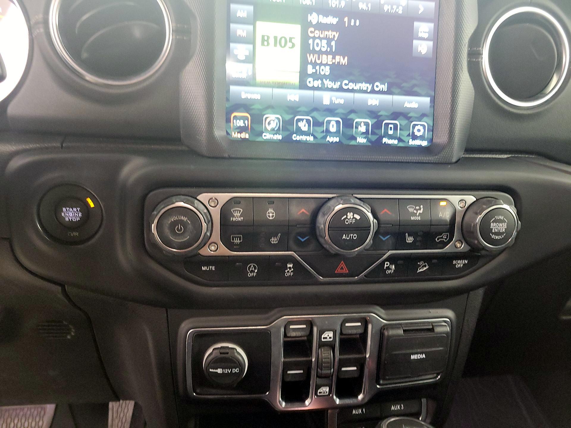 Thumbnail: 2020 Jeep Wrangler - 17