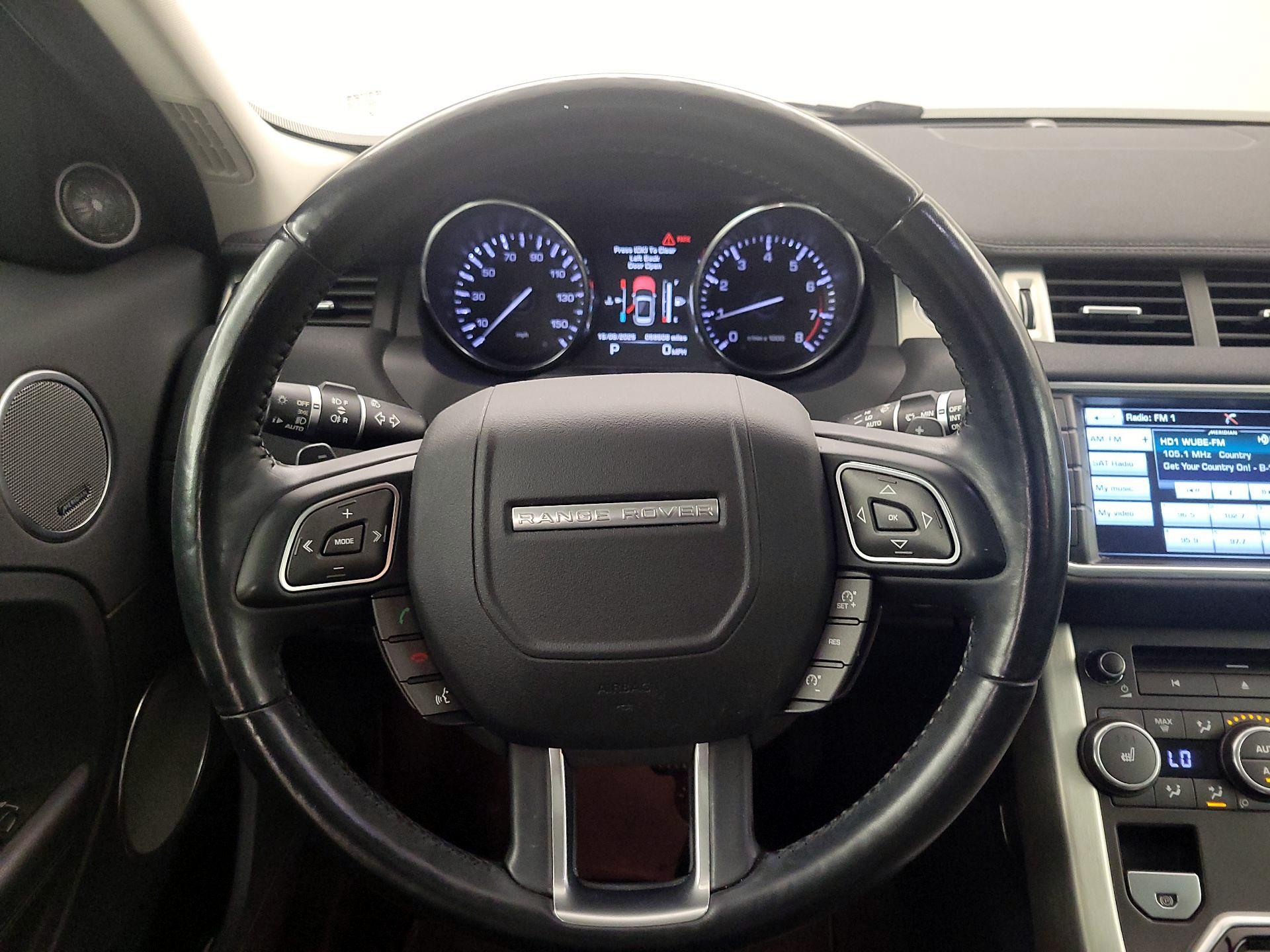 Thumbnail: 2015 Land Rover Range Rover Evoque - 10