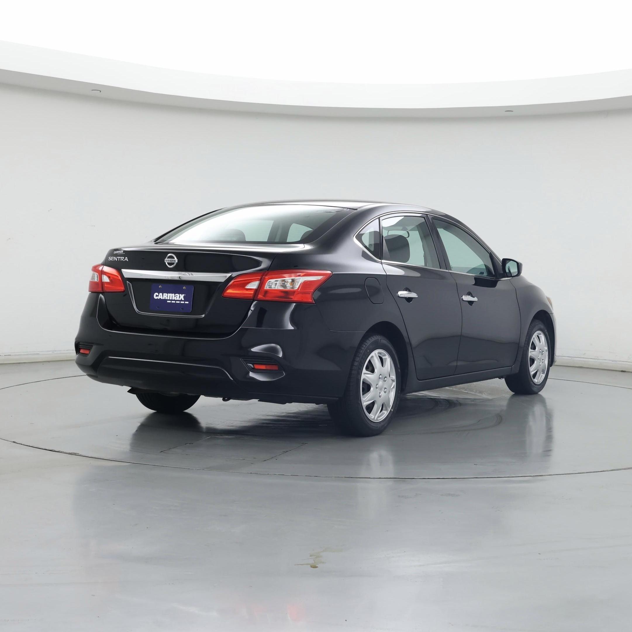 Thumbnail: 2018 Nissan Sentra - 8