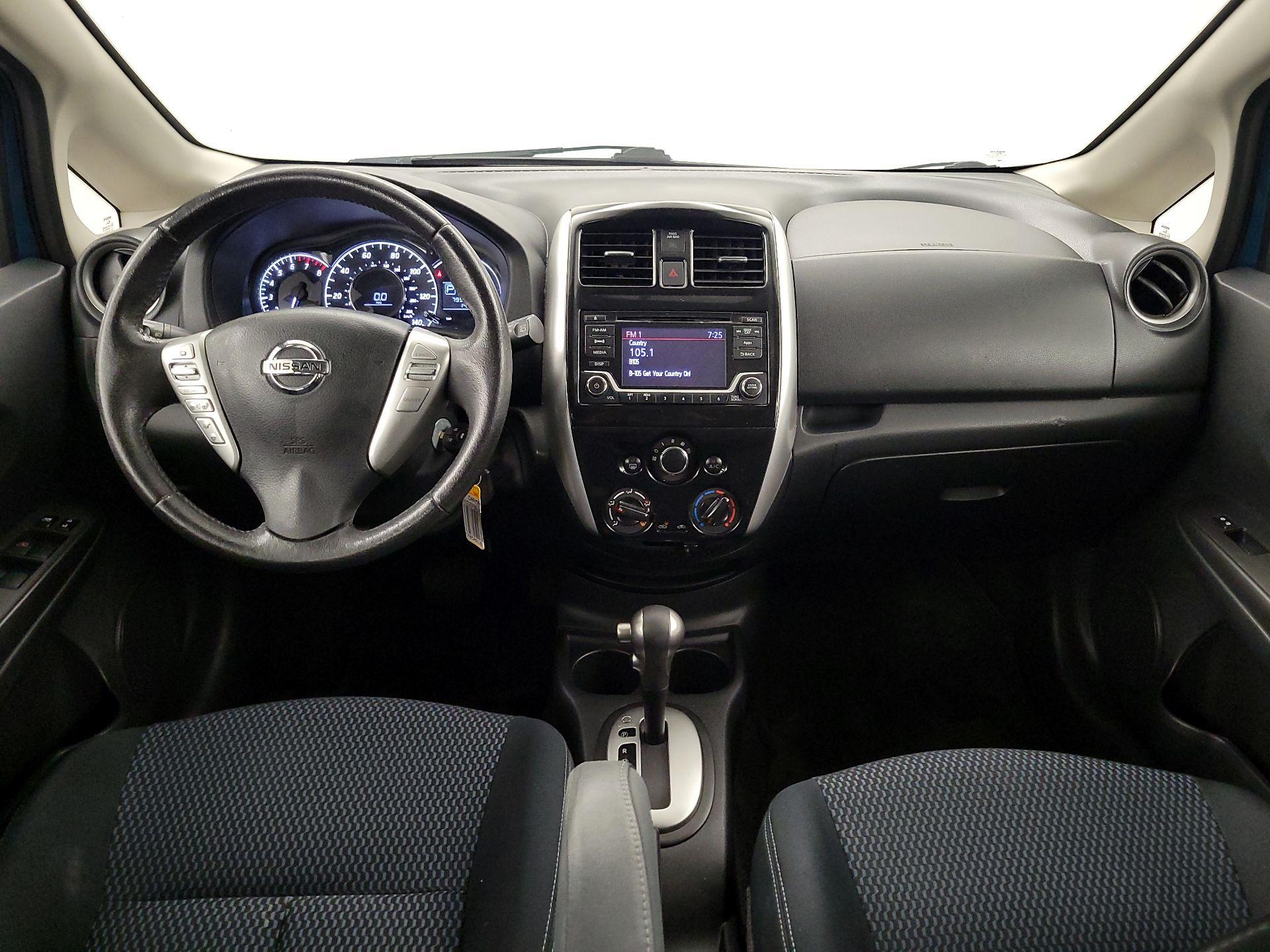 Thumbnail: 2016 Nissan Versa Note - 9