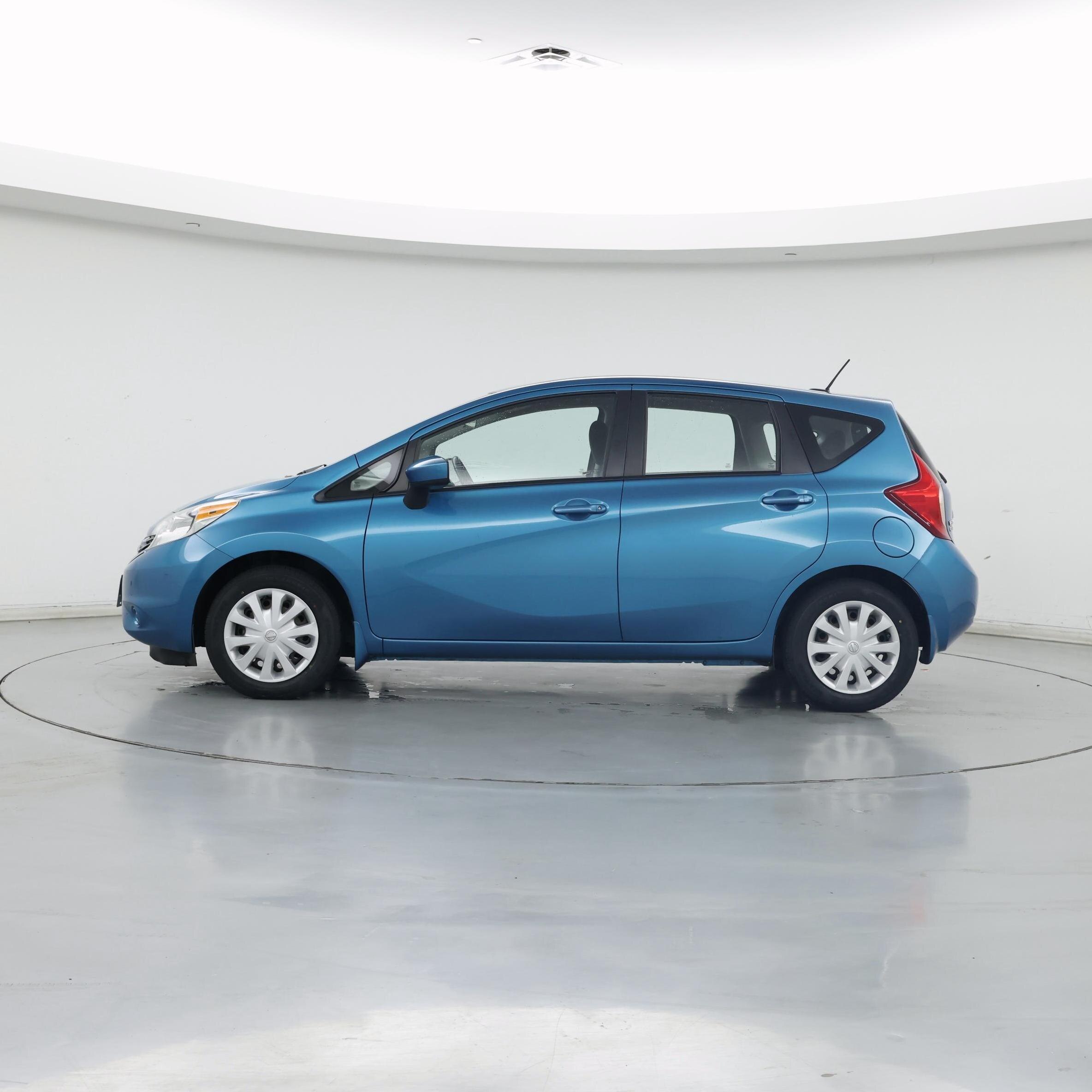 Thumbnail: 2016 Nissan Versa Note - 3