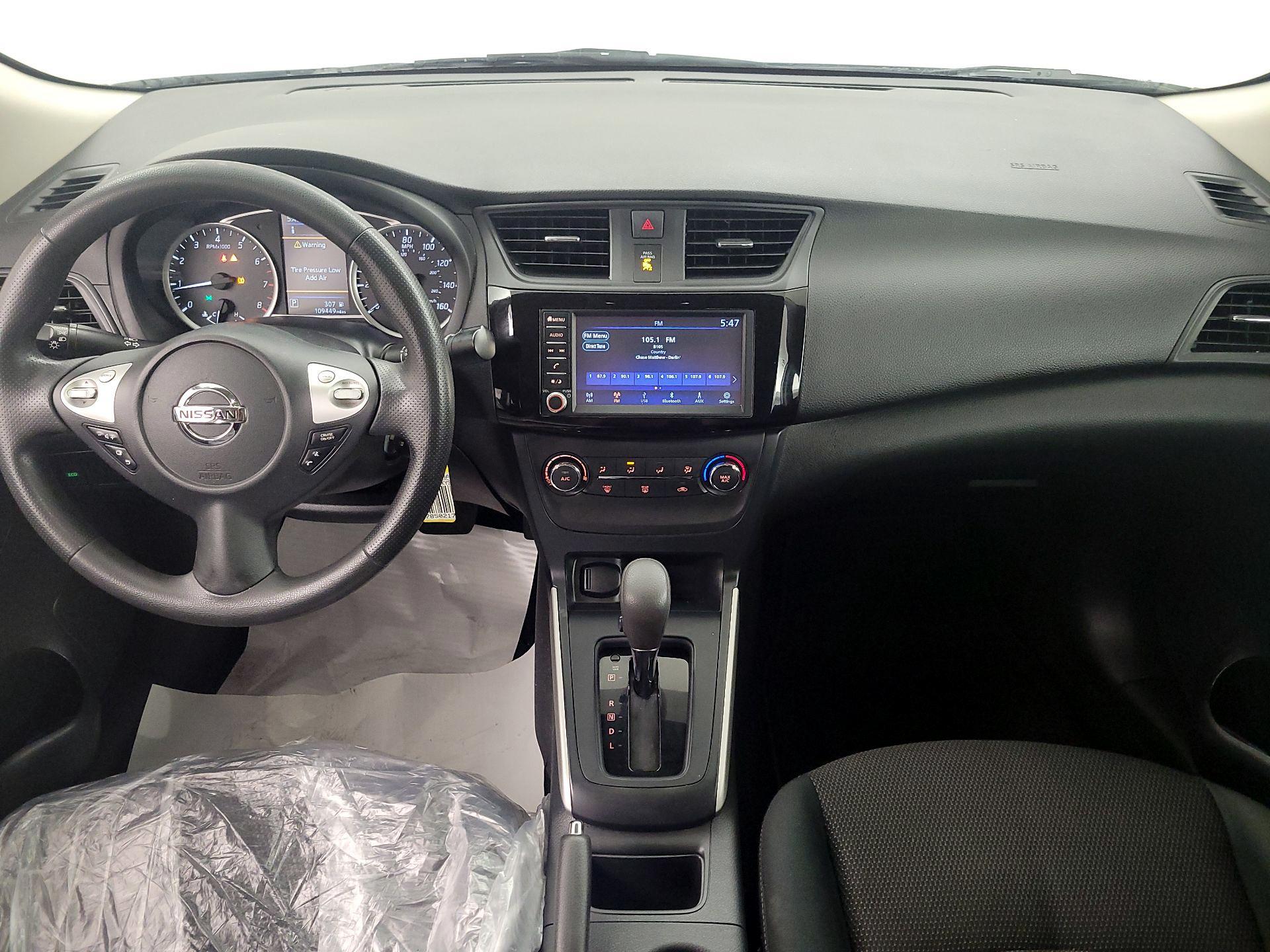 Thumbnail: 2019 Nissan Sentra - 9