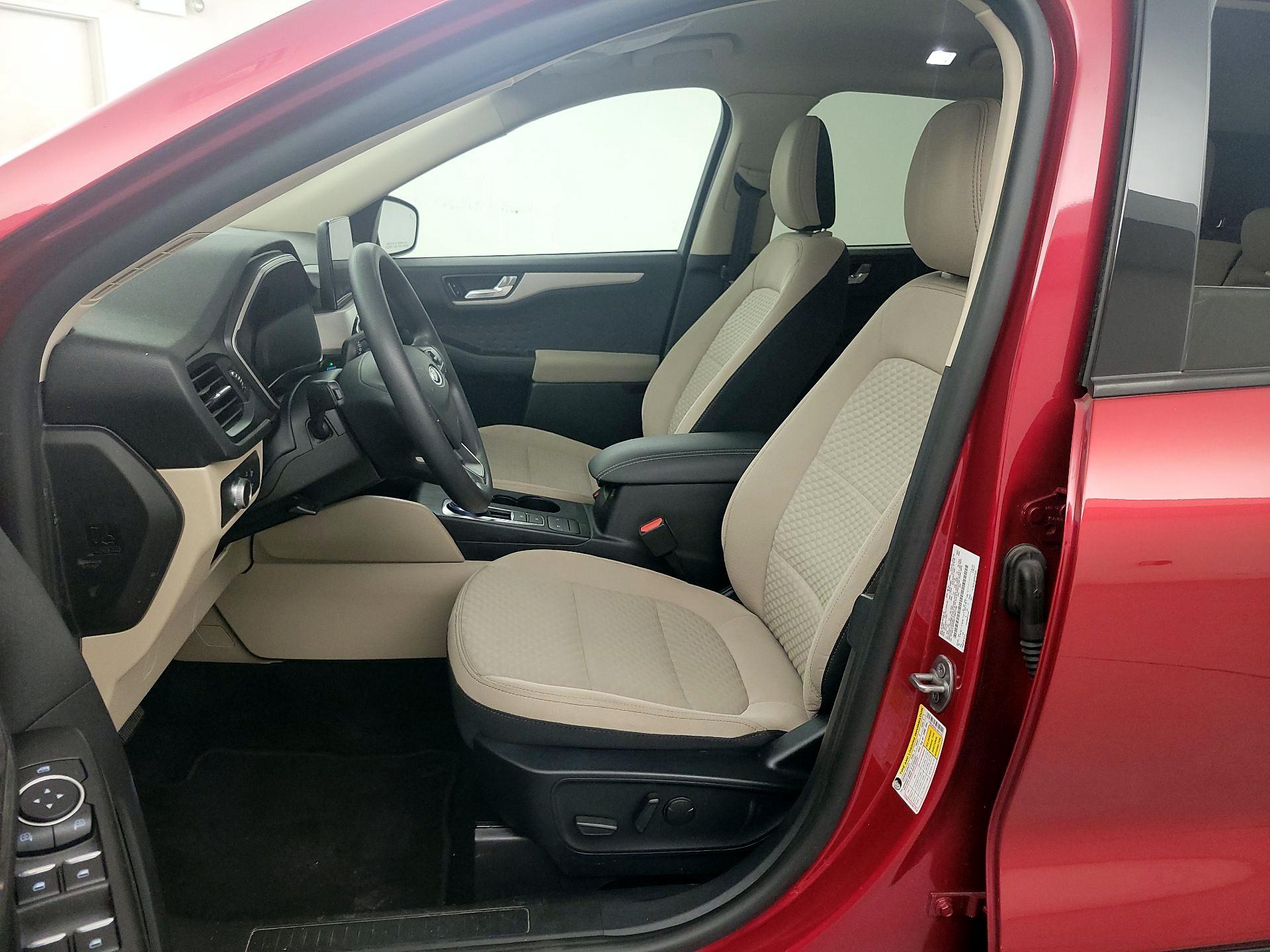 Thumbnail: 2020 Ford Escape - 11