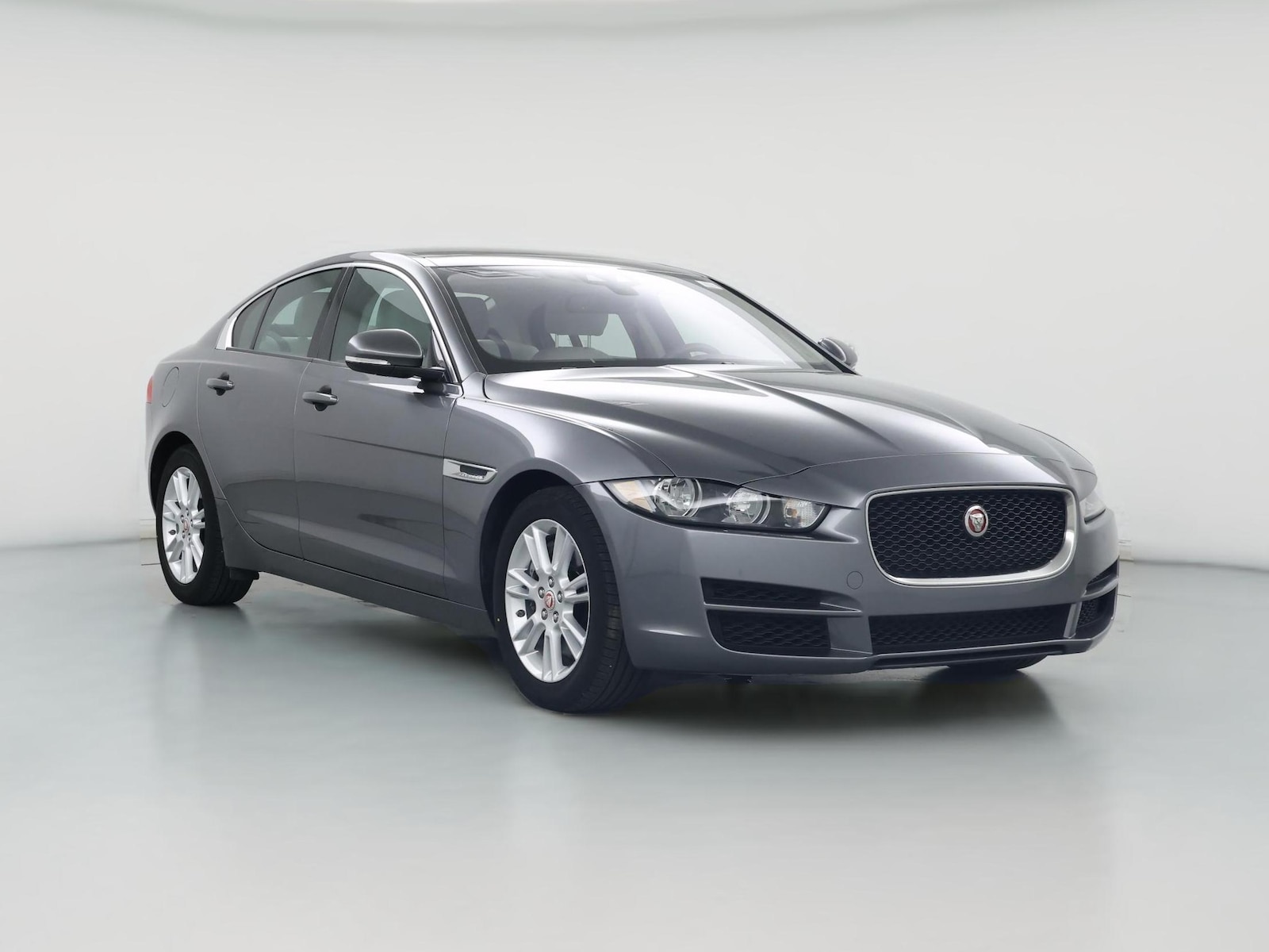 2018 Jaguar XE