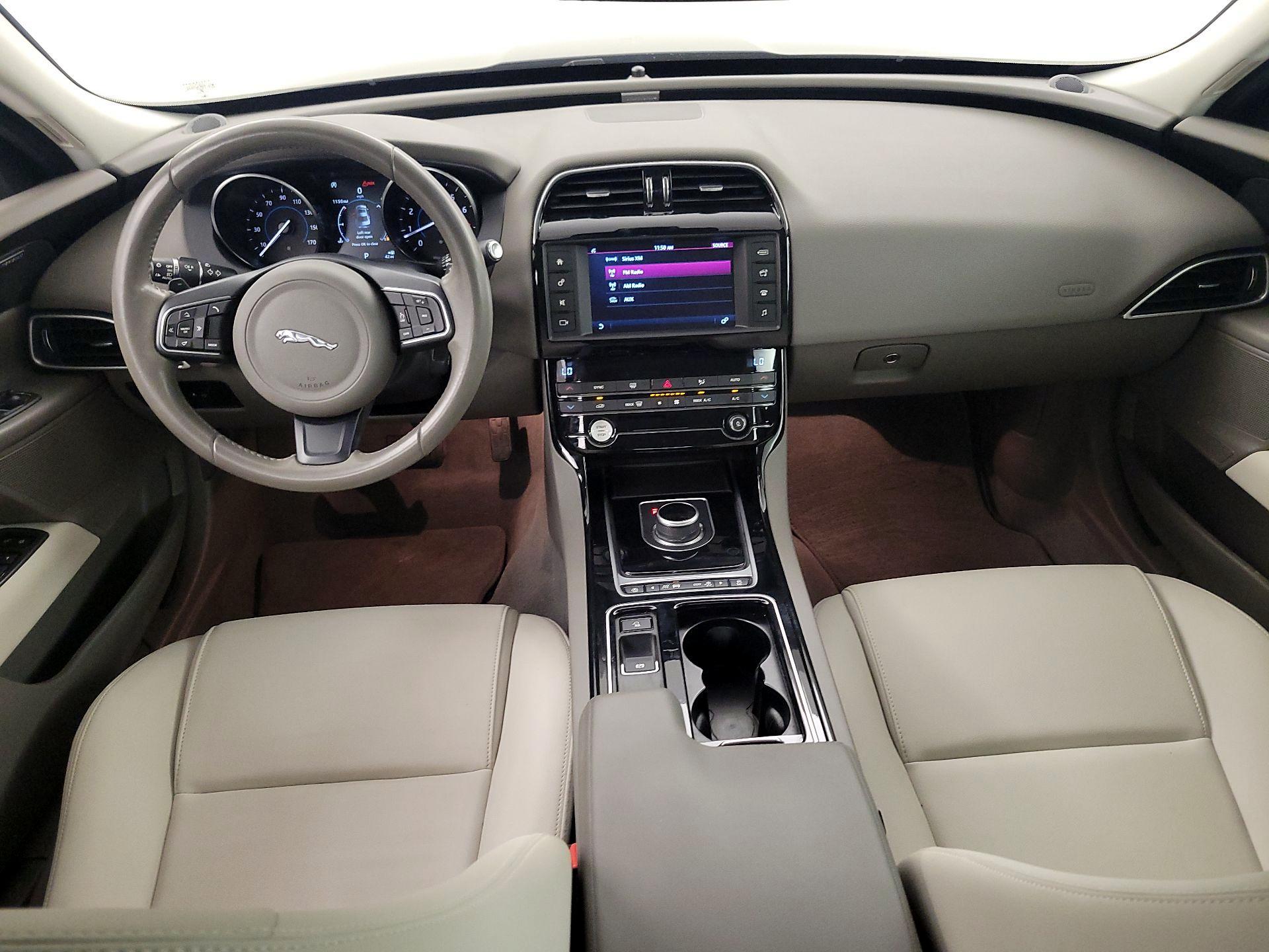 Thumbnail: 2018 Jaguar XE - 9
