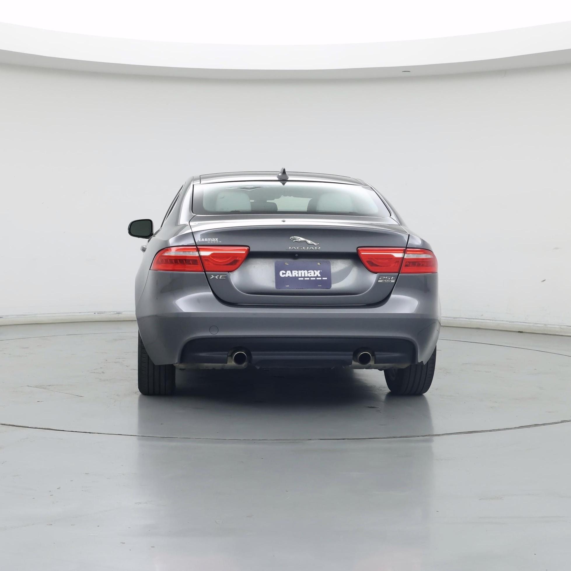 Thumbnail: 2018 Jaguar XE - 6