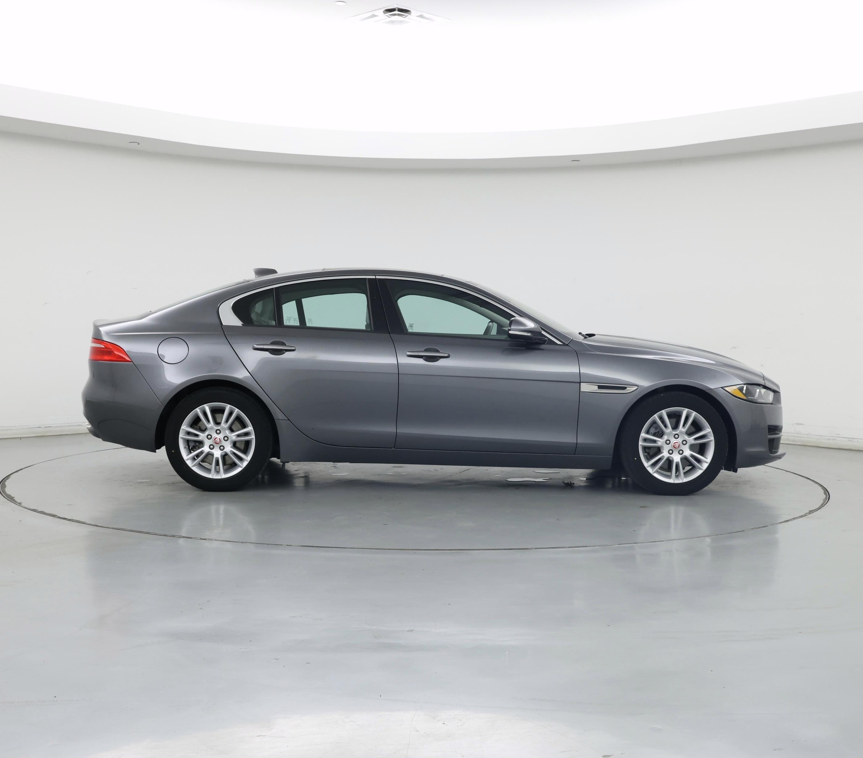 Thumbnail: 2018 Jaguar XE - 7