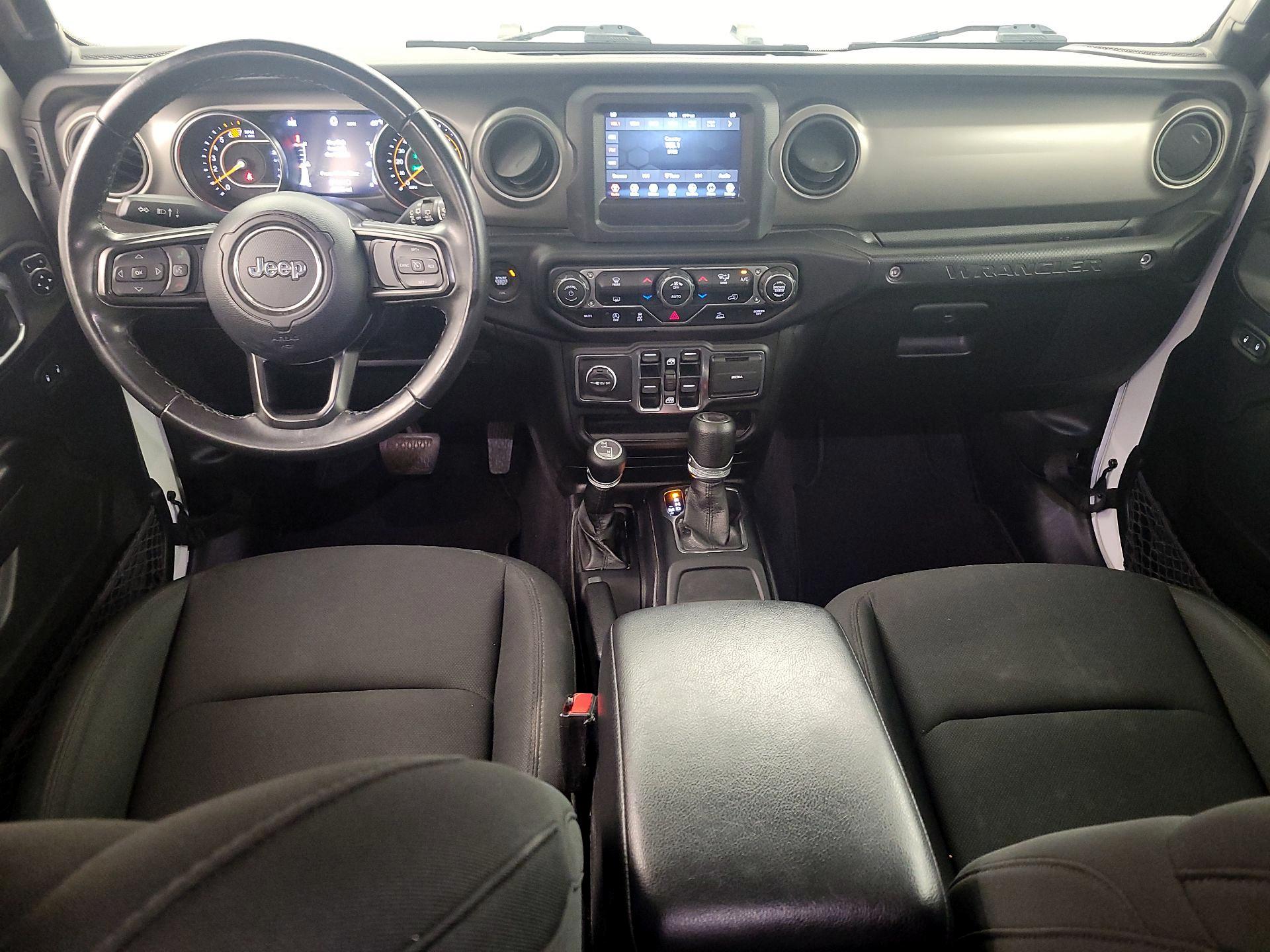 Thumbnail: 2021 Jeep Wrangler - 9