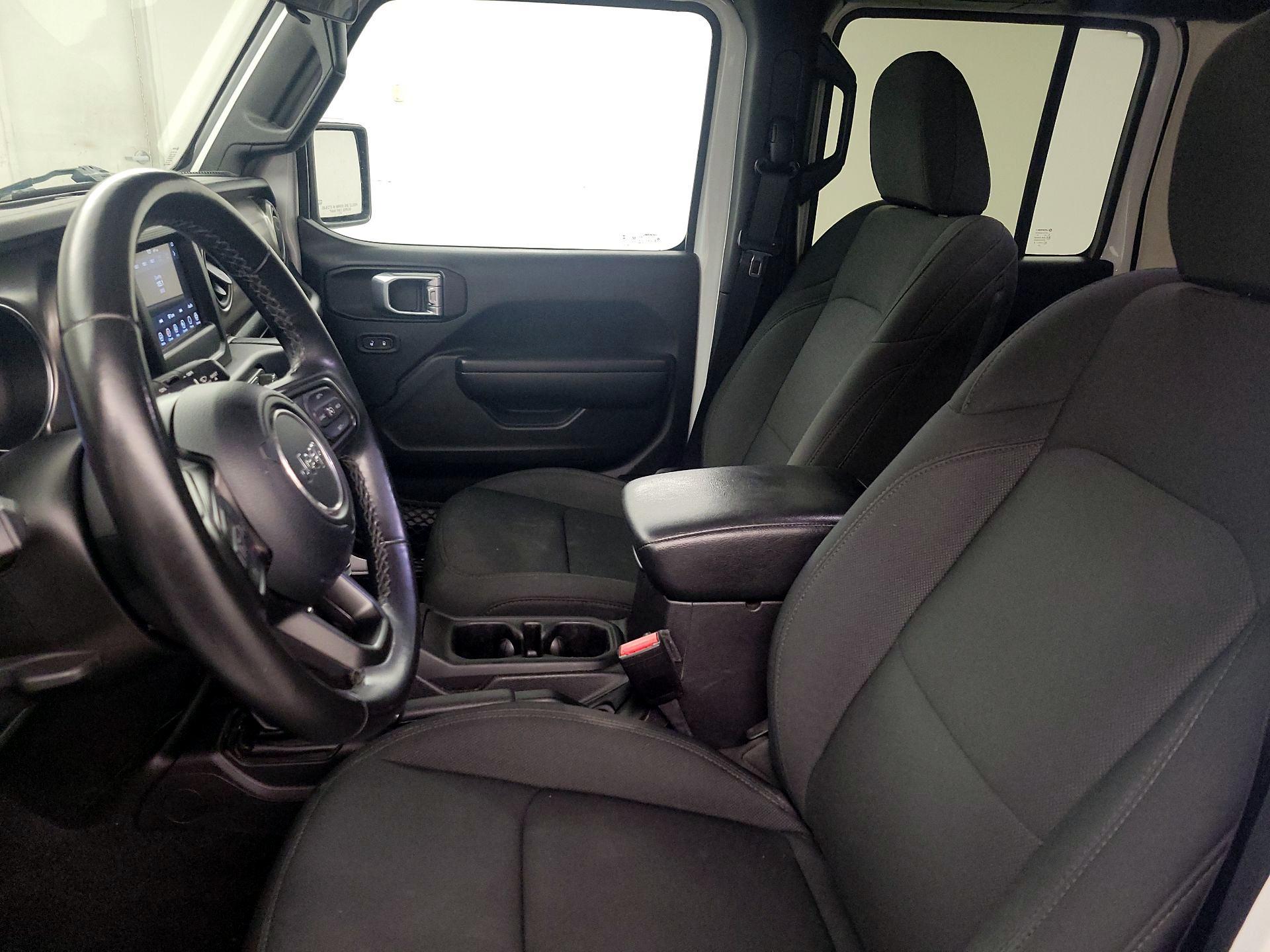 Thumbnail: 2021 Jeep Wrangler - 11