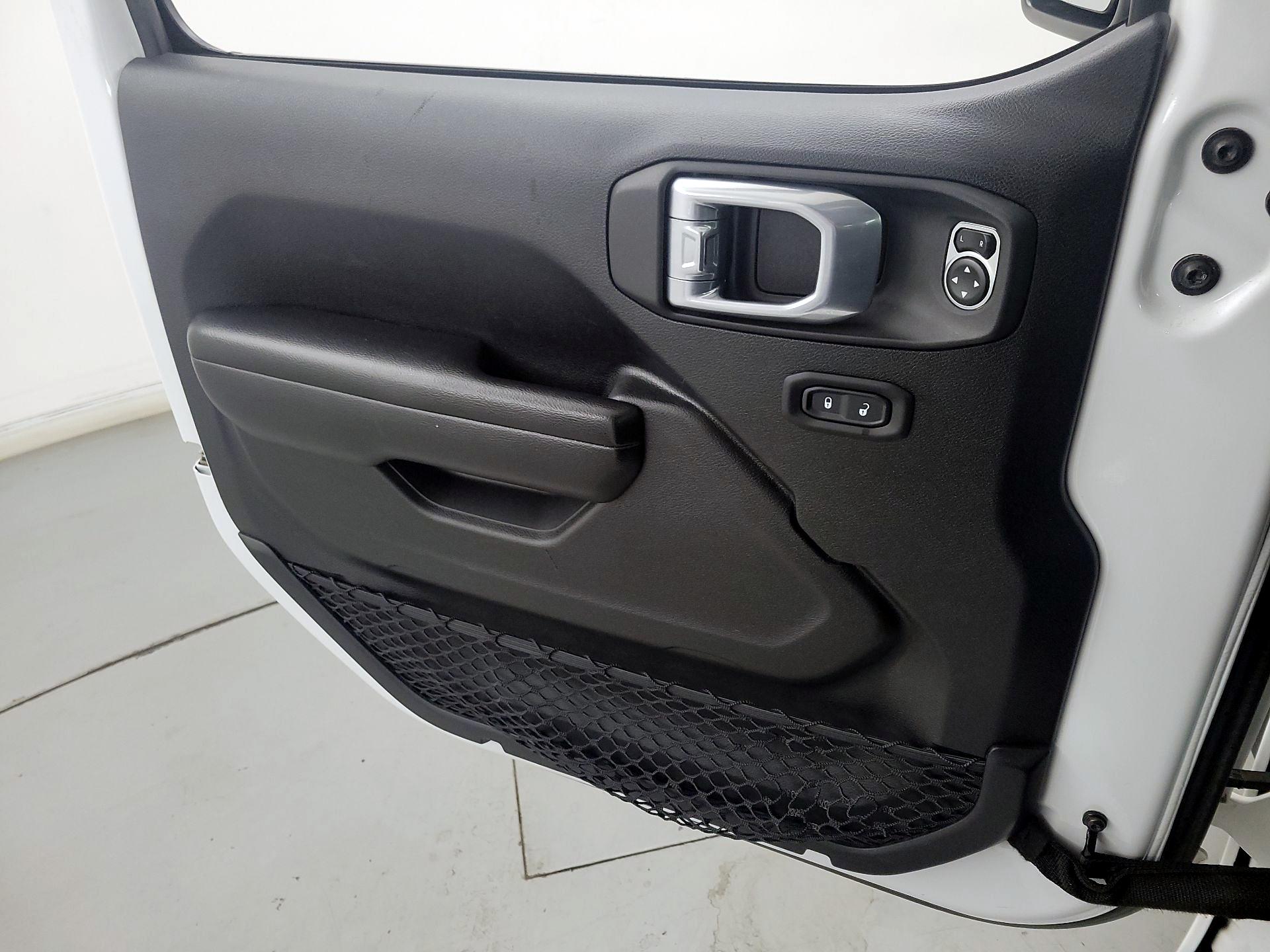 Thumbnail: 2021 Jeep Wrangler - 12