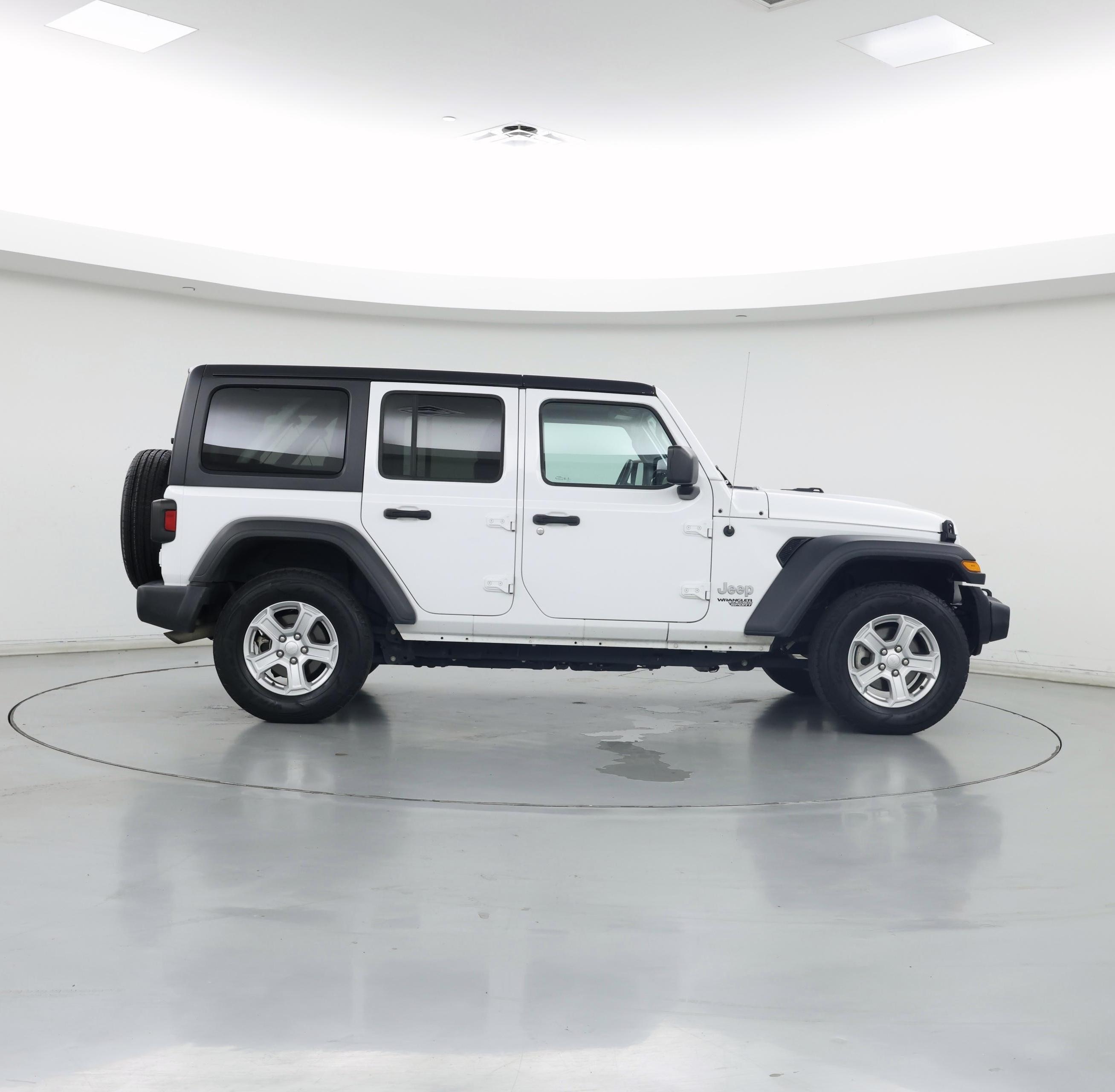 Thumbnail: 2021 Jeep Wrangler - 7