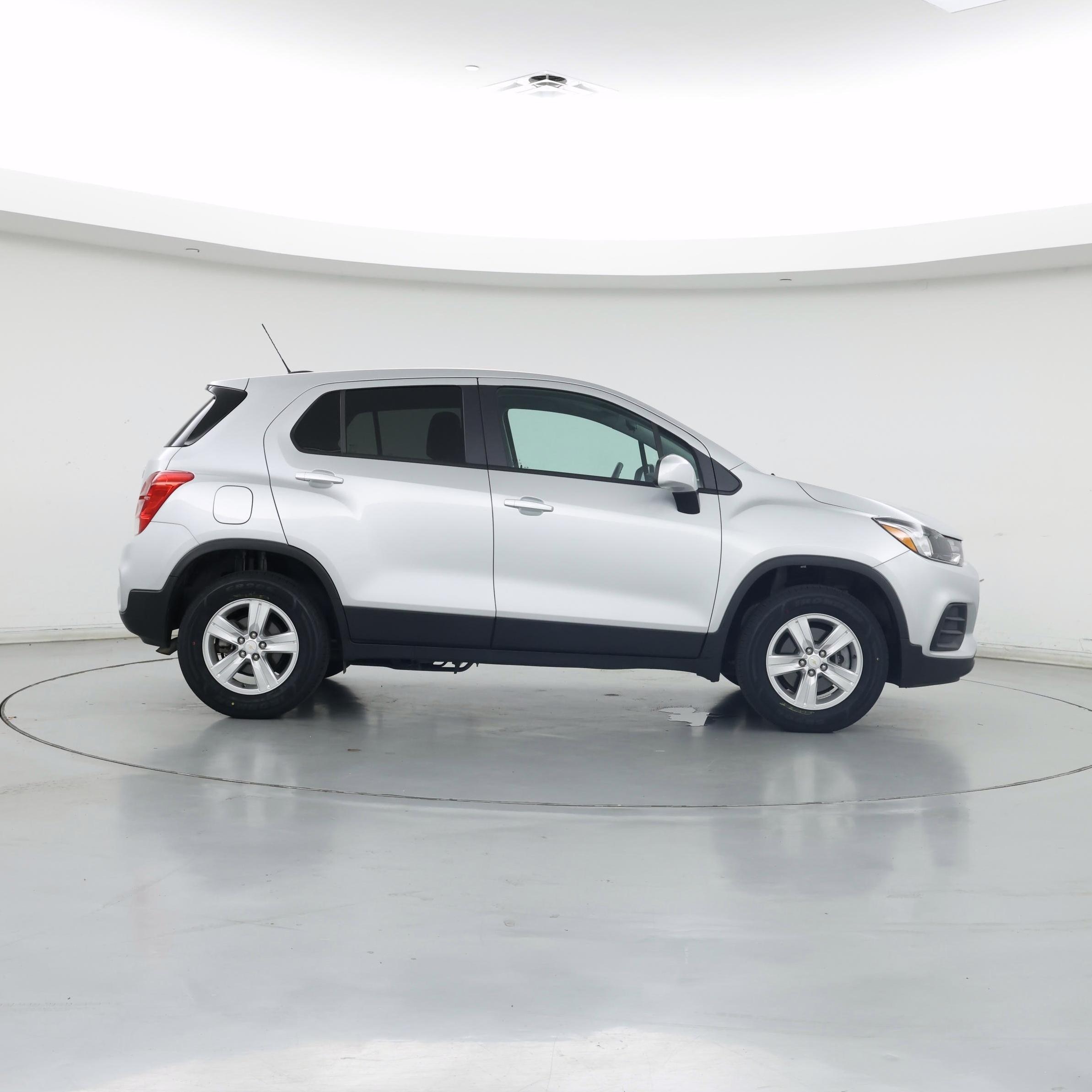Thumbnail: 2022 Chevrolet Trax - 7