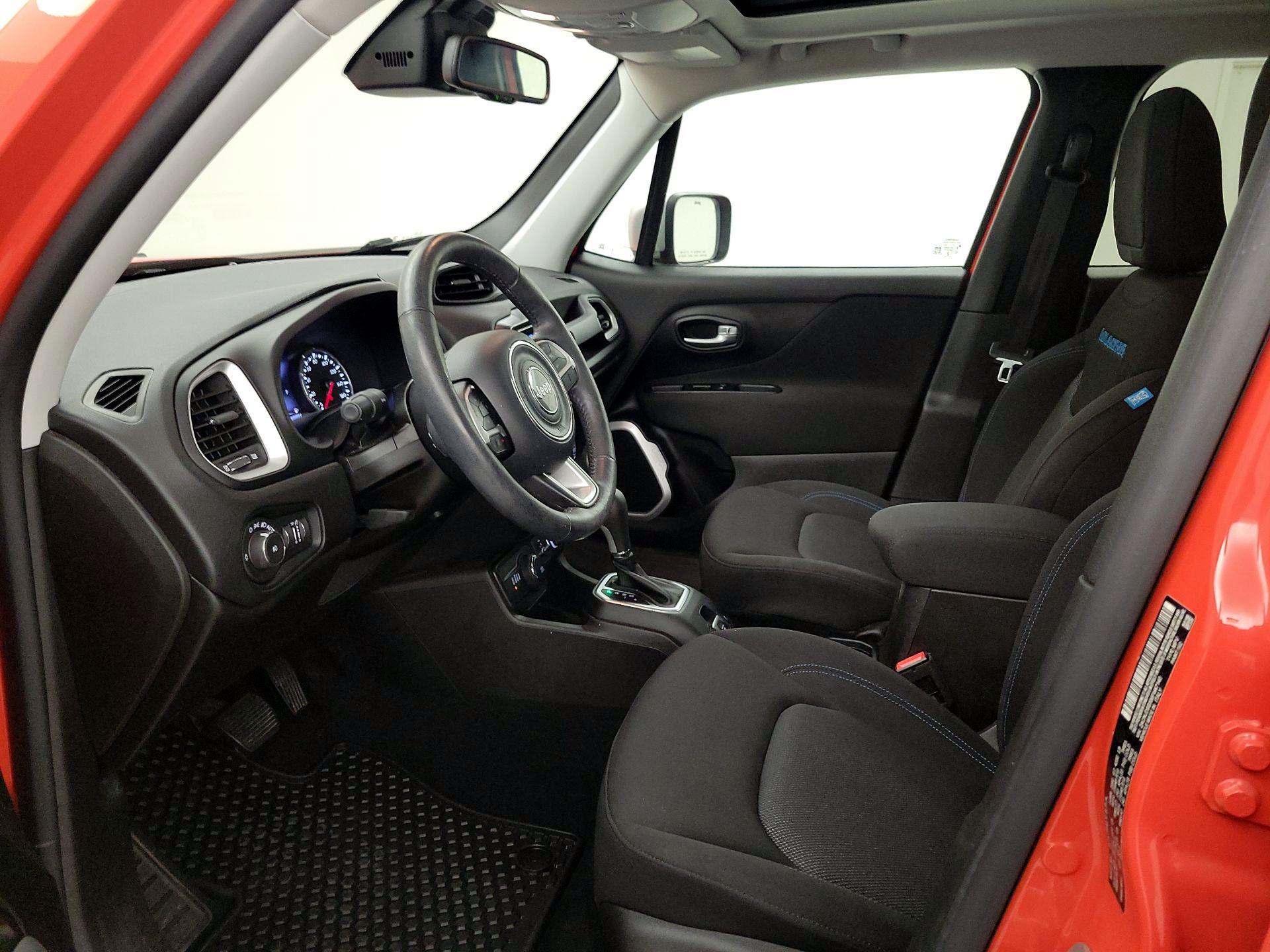 Thumbnail: 2021 Jeep Renegade - 11