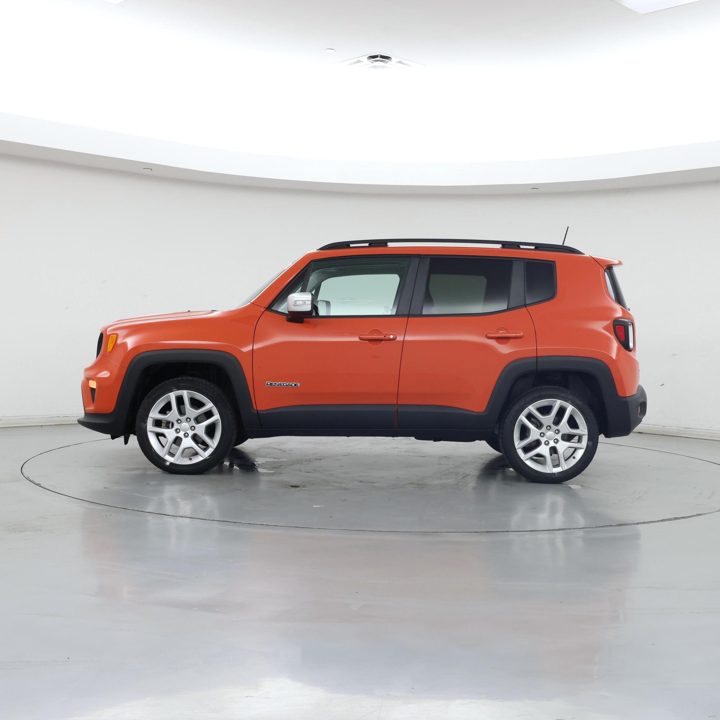 Thumbnail: 2021 Jeep Renegade - 3