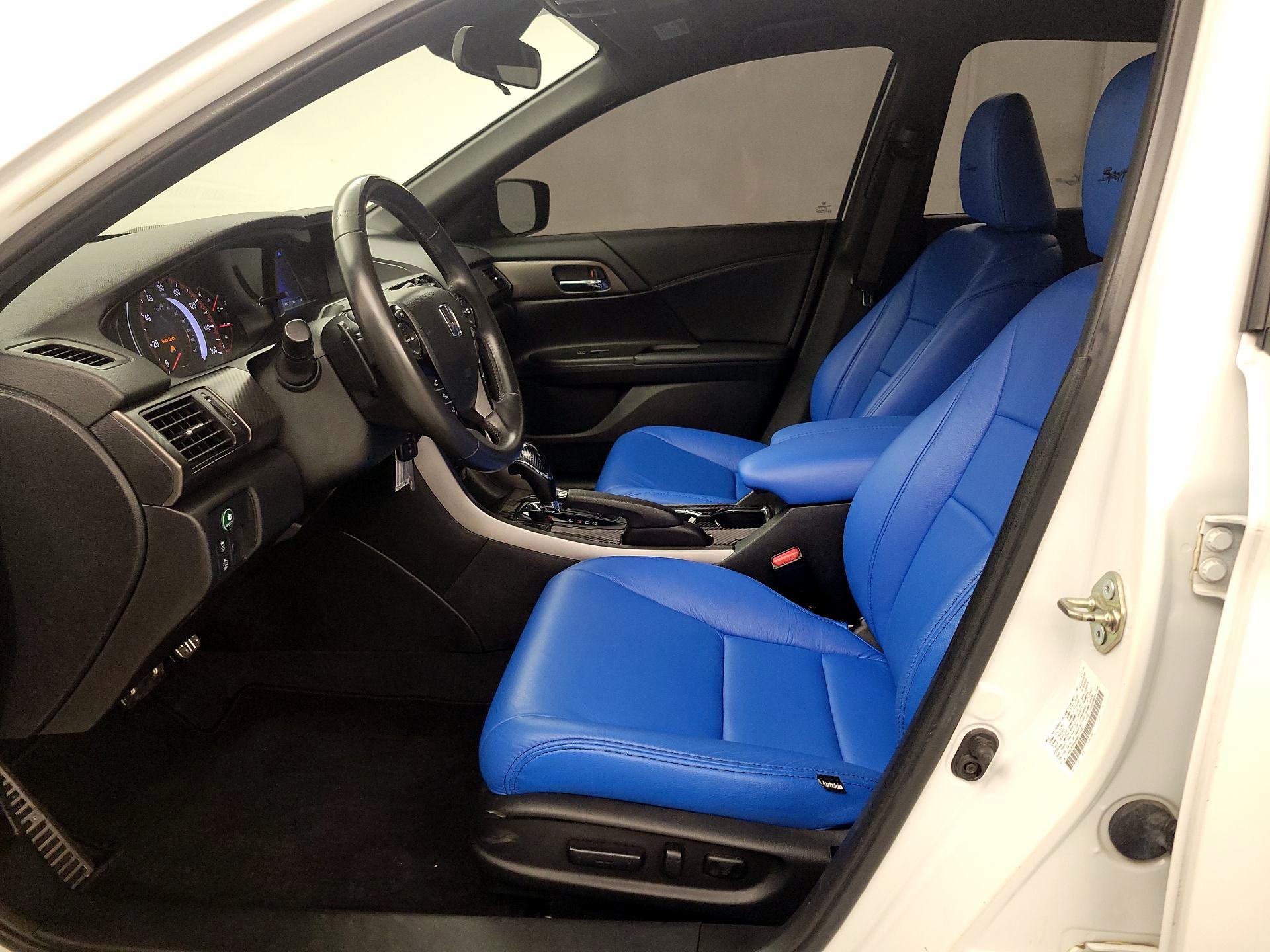 Thumbnail: 2017 Honda Accord - 11