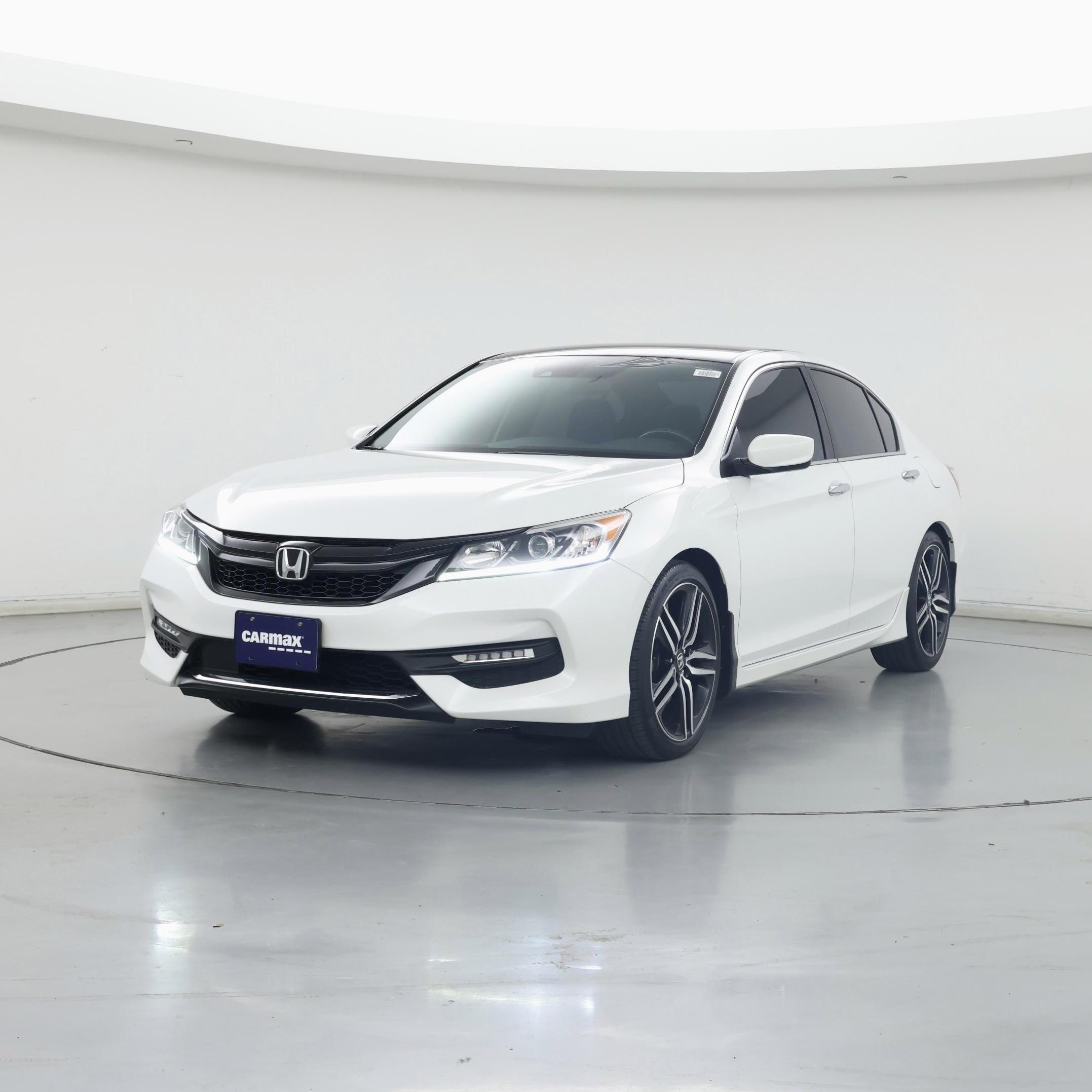 Thumbnail: 2017 Honda Accord - 4