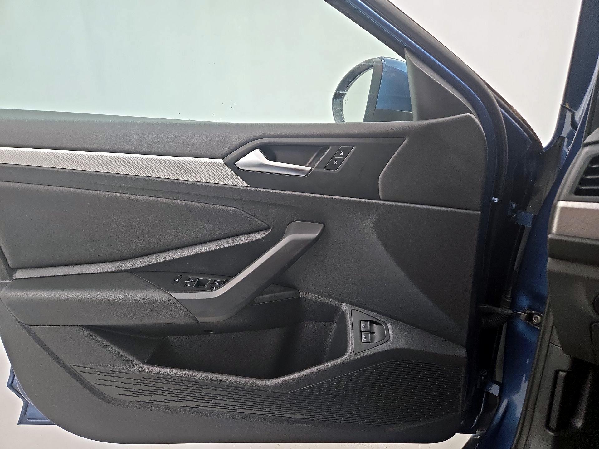 Thumbnail: 2021 Volkswagen Jetta - 12