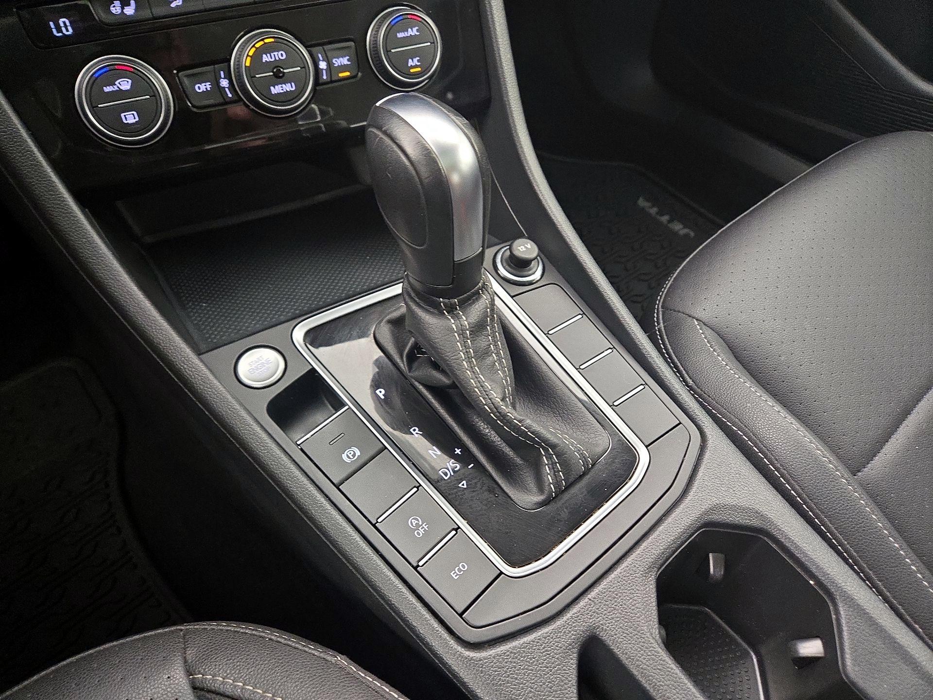 Thumbnail: 2021 Volkswagen Jetta - 17