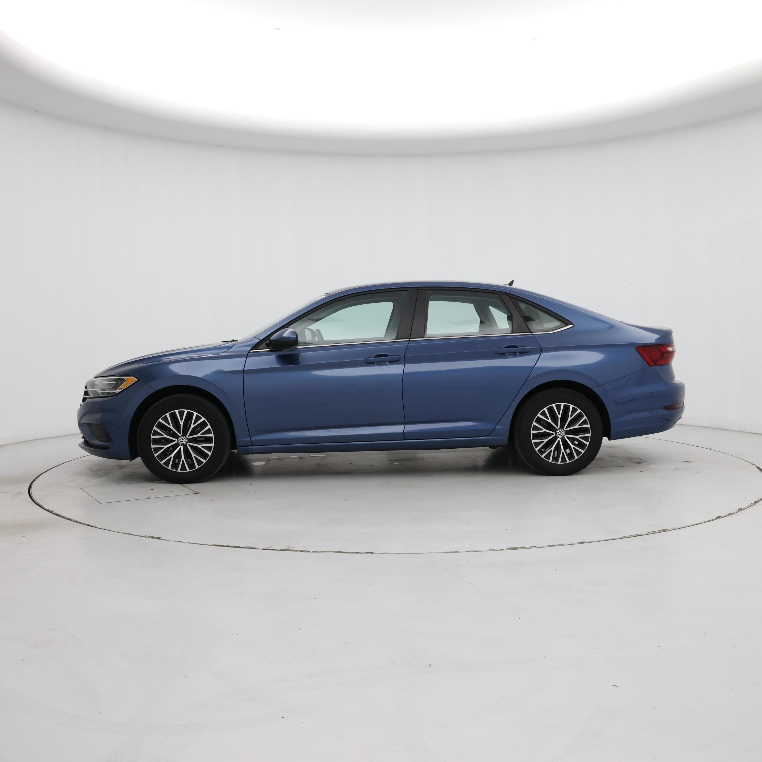 Thumbnail: 2021 Volkswagen Jetta - 3