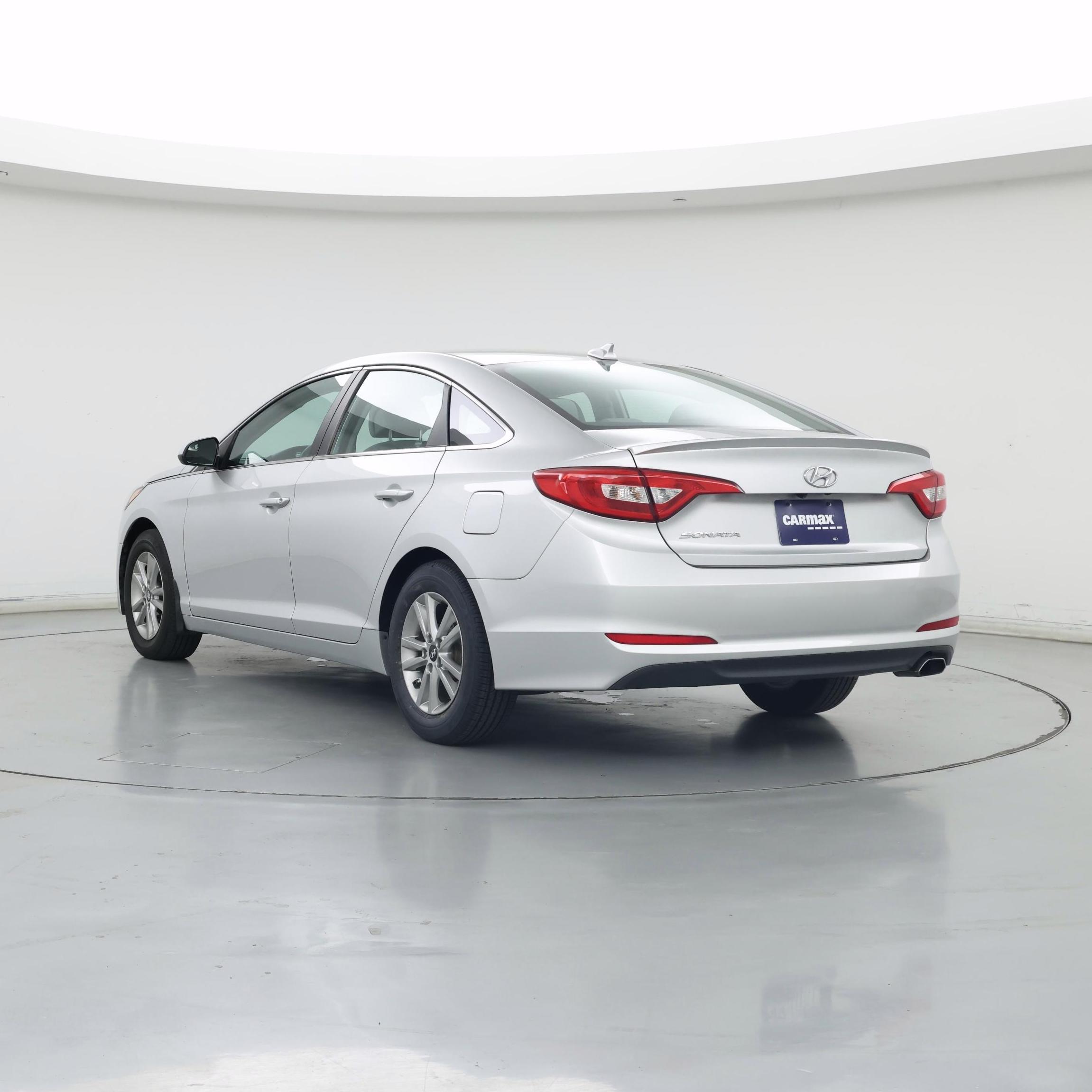 Thumbnail: 2017 Hyundai Sonata - 2