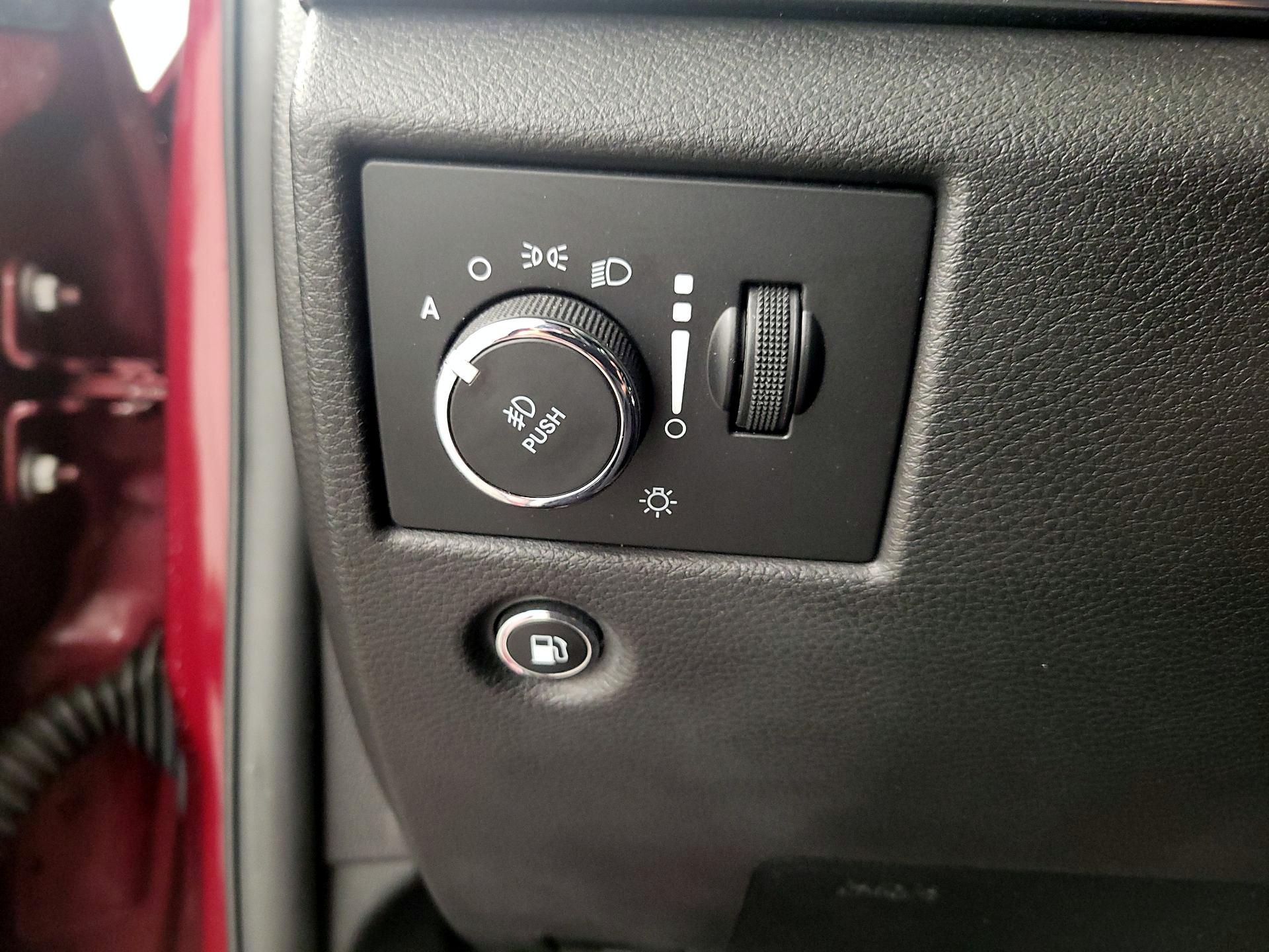 Thumbnail: 2018 Jeep Grand Cherokee - 13