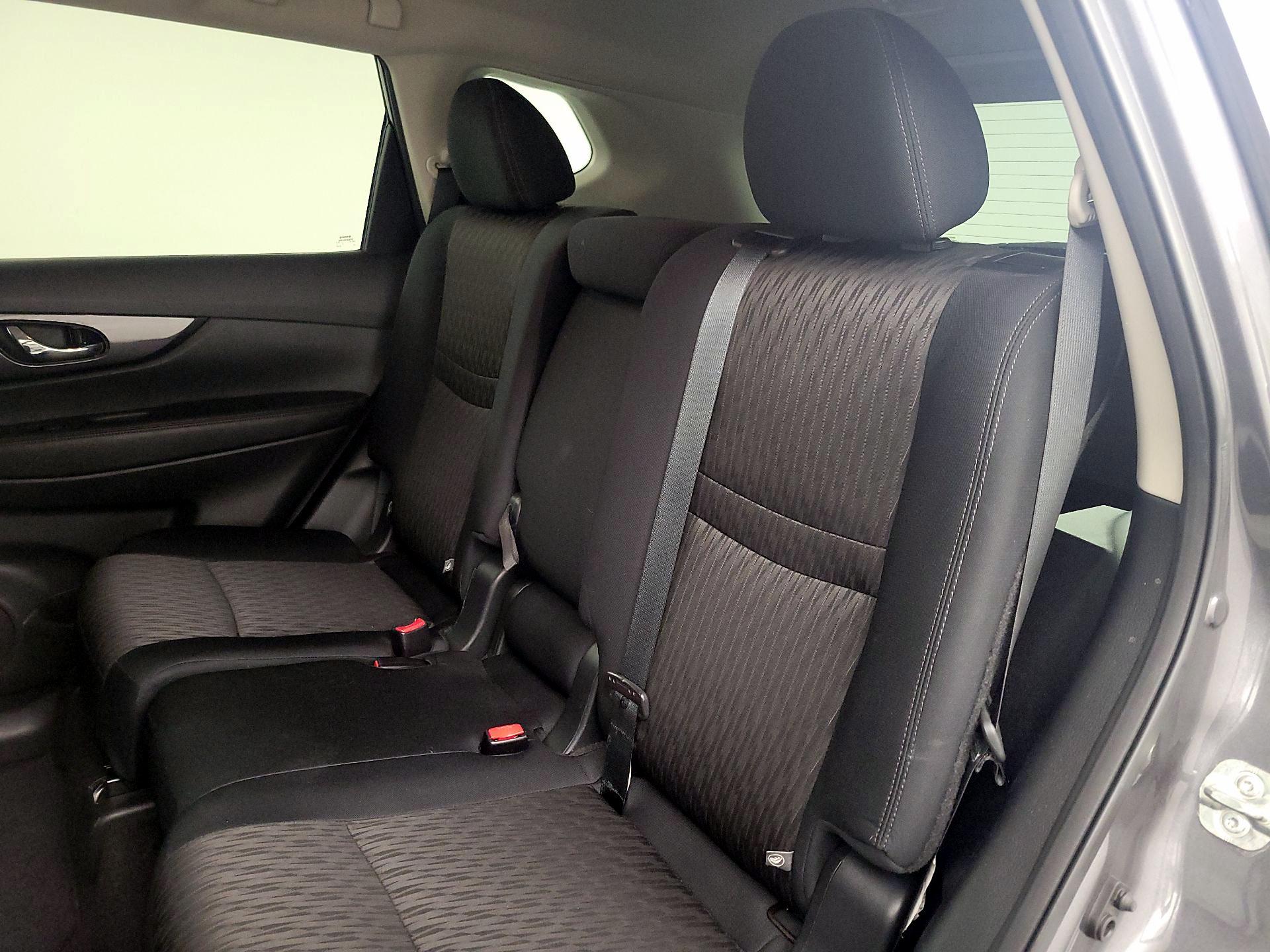 Thumbnail: 2019 Nissan Rogue - 20