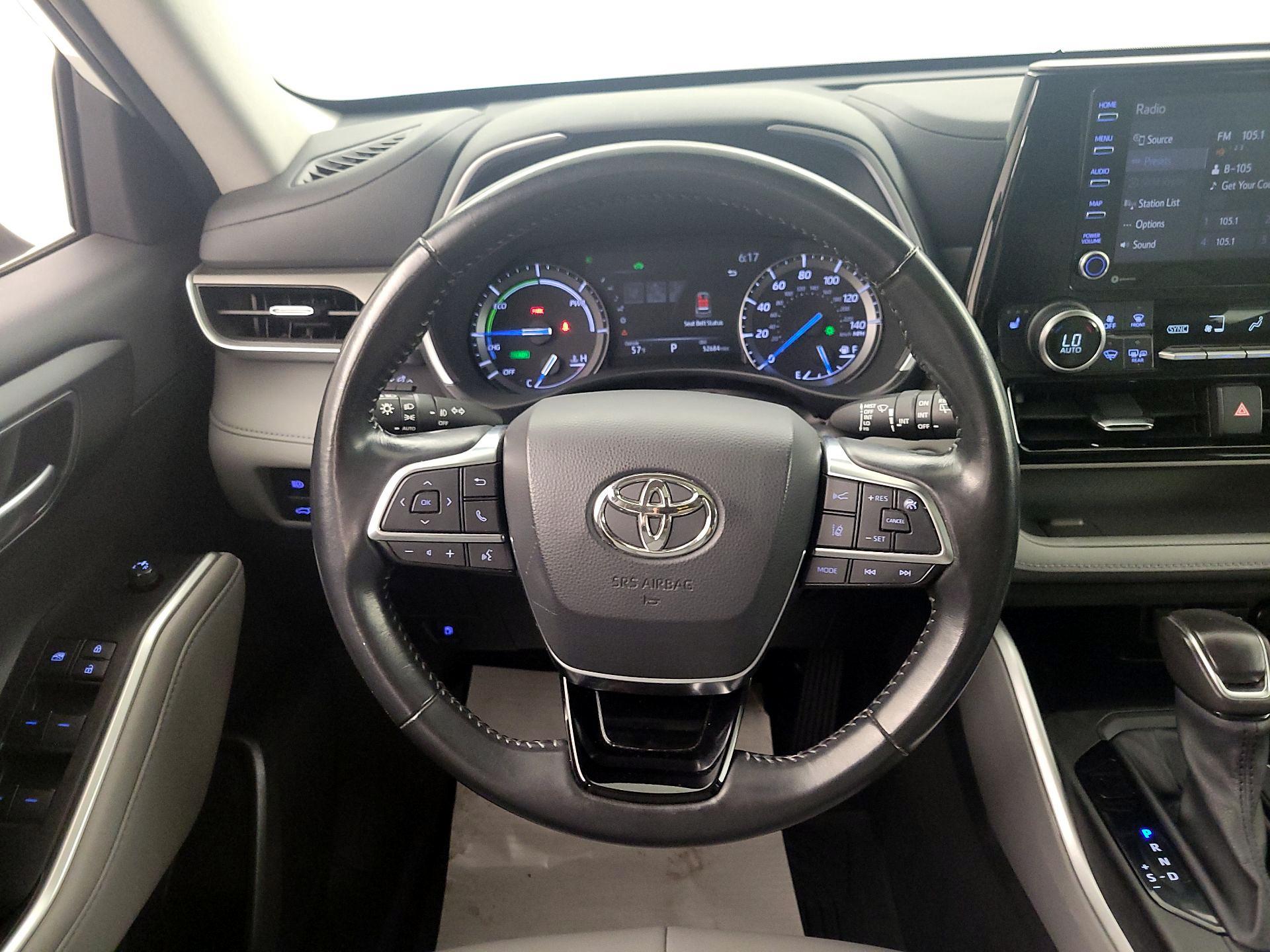Thumbnail: 2020 Toyota Highlander - 10