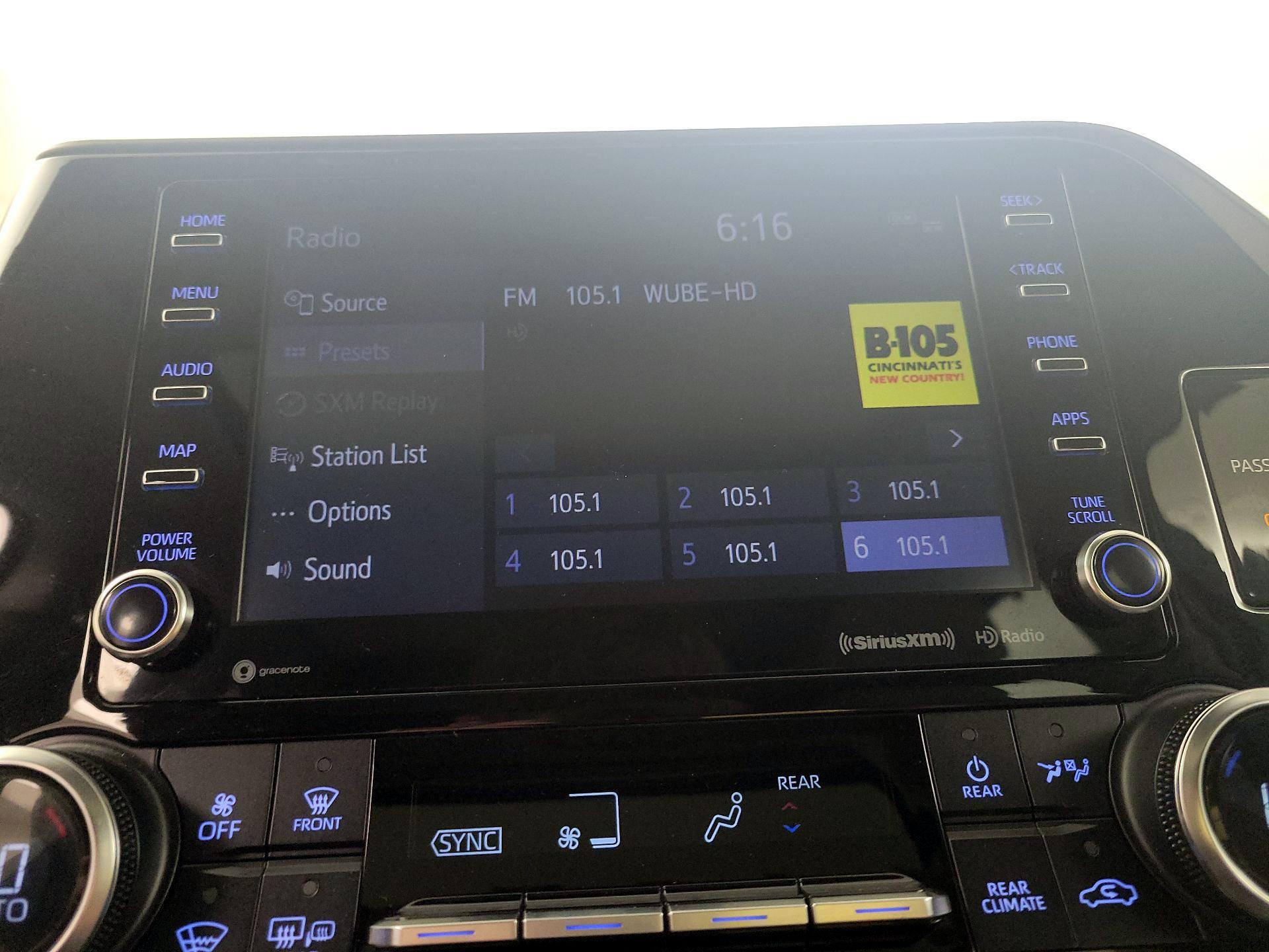 Thumbnail: 2020 Toyota Highlander - 15
