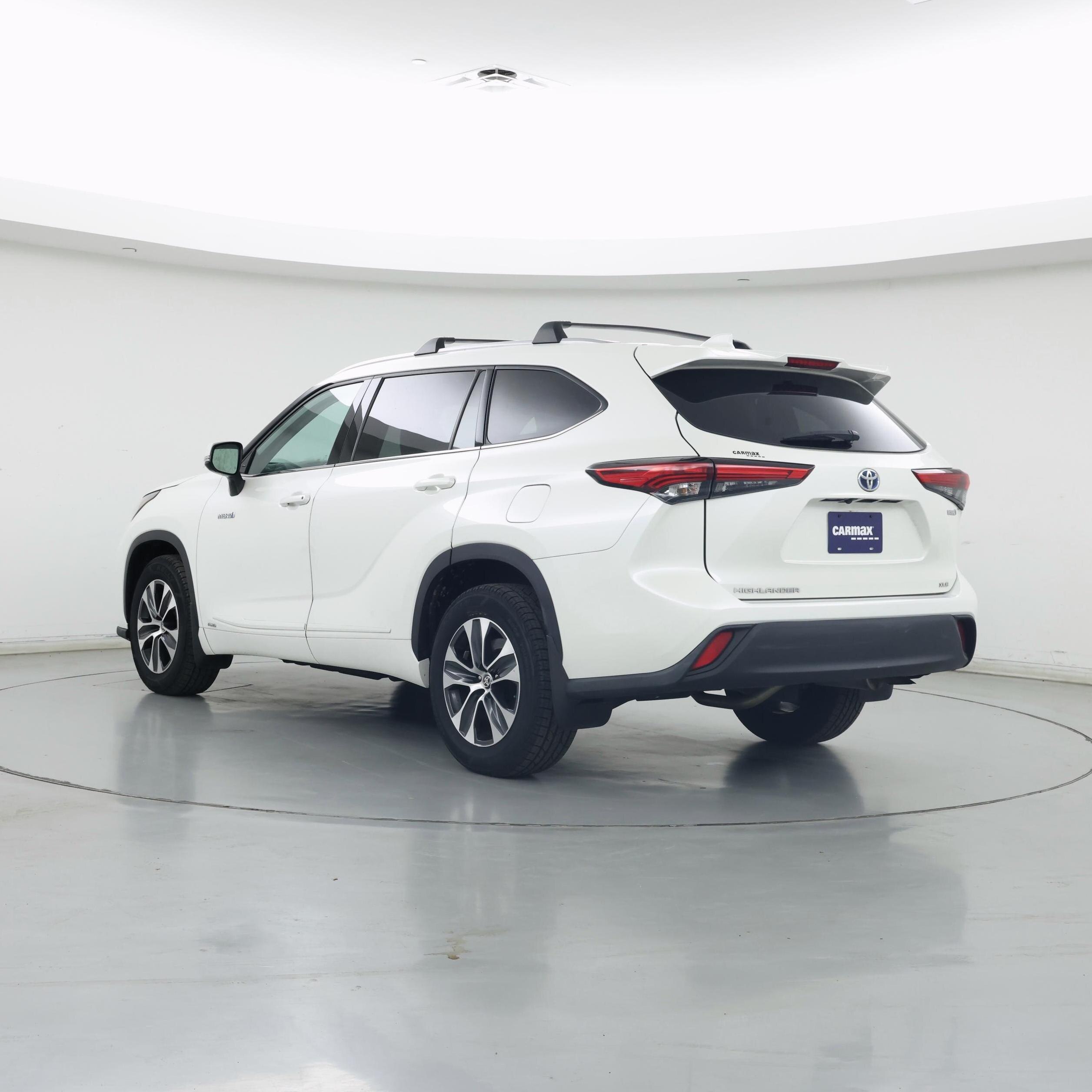 Thumbnail: 2020 Toyota Highlander - 2