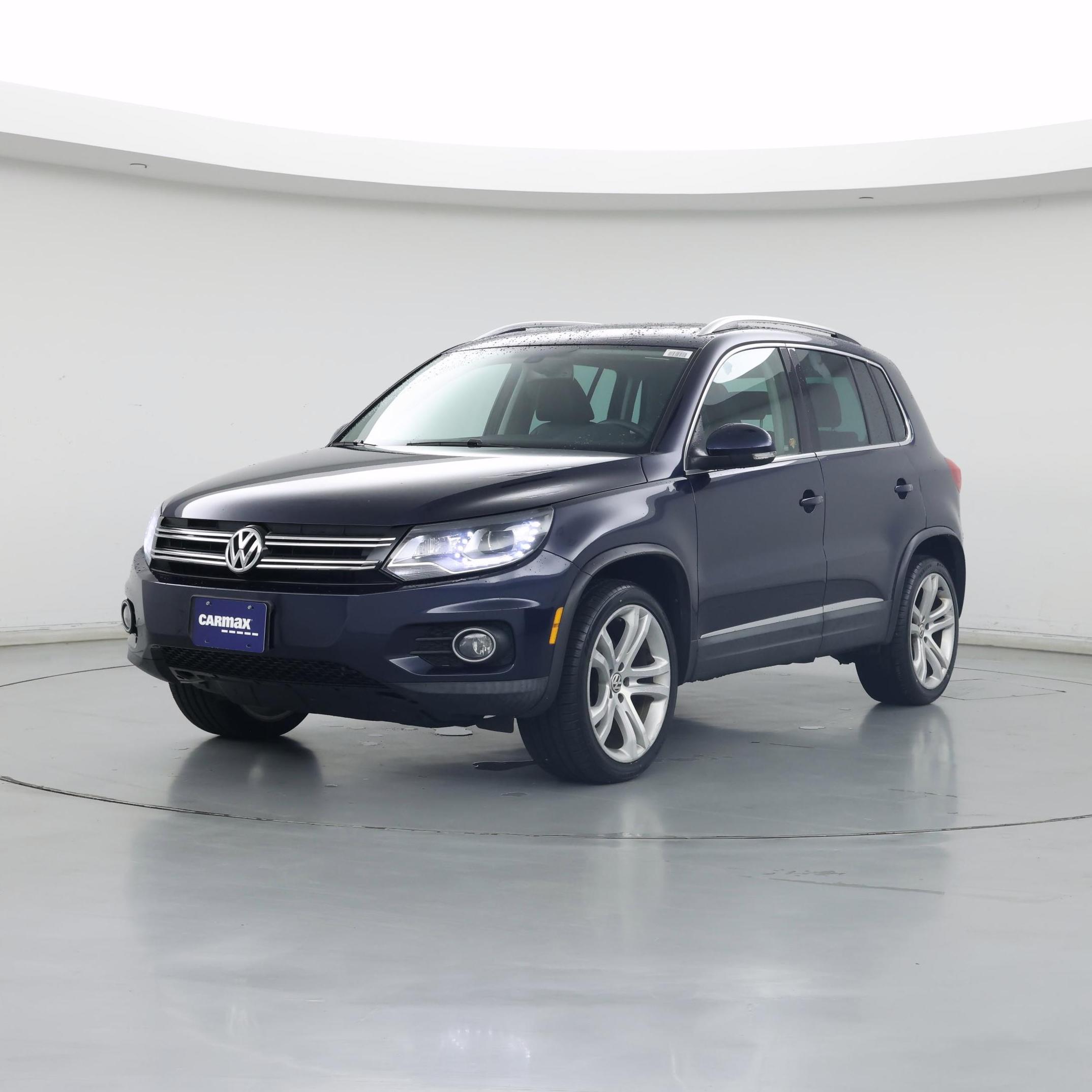 Thumbnail: 2016 Volkswagen Tiguan - 4