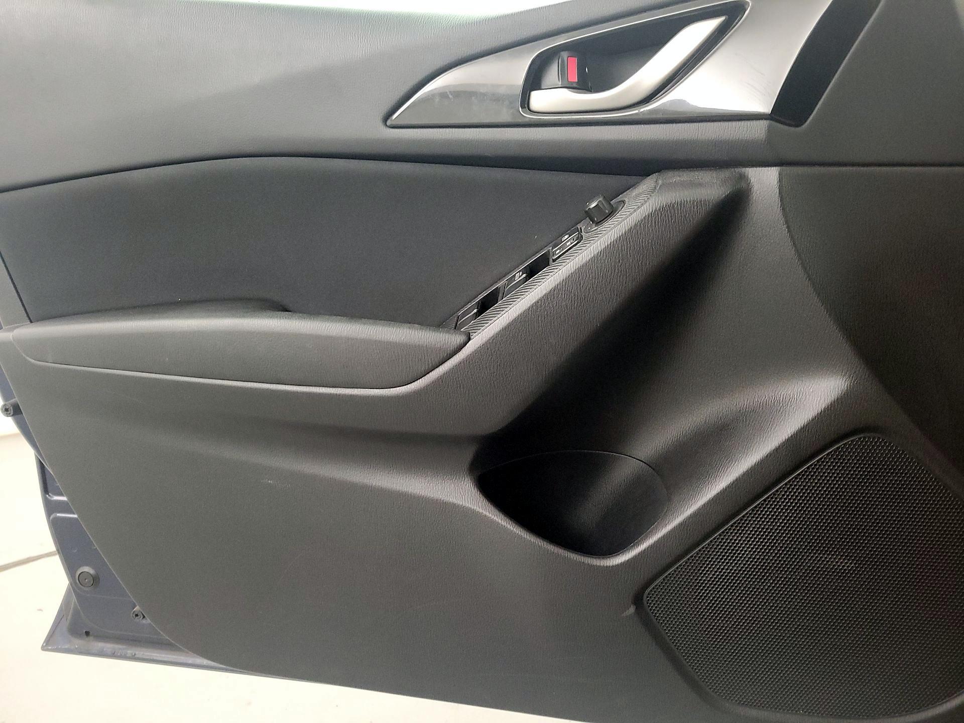 Thumbnail: 2015 Mazda Mazda3 - 12