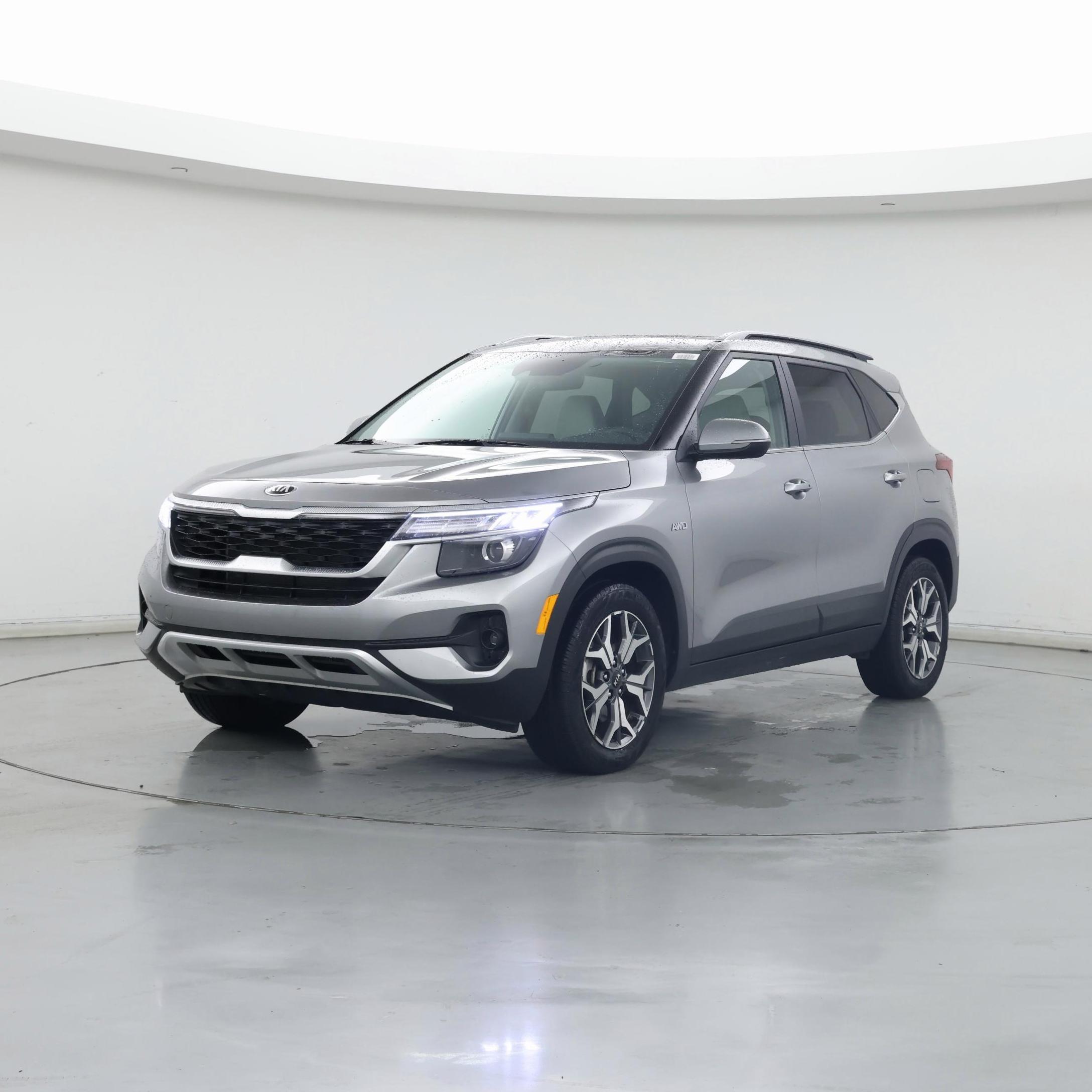 Thumbnail: 2021 Kia Seltos - 4