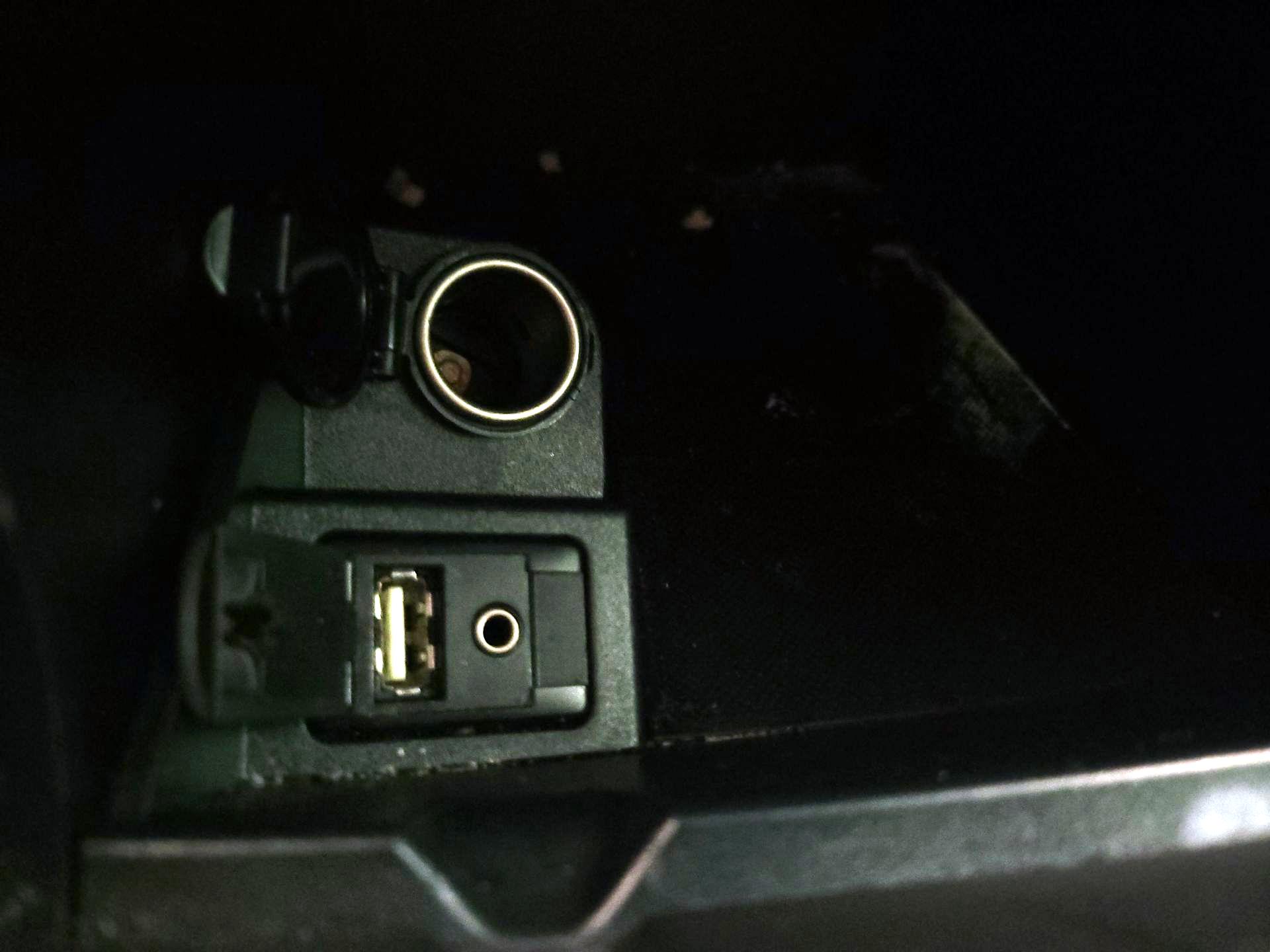 Thumbnail: 2017 Toyota Camry - 18