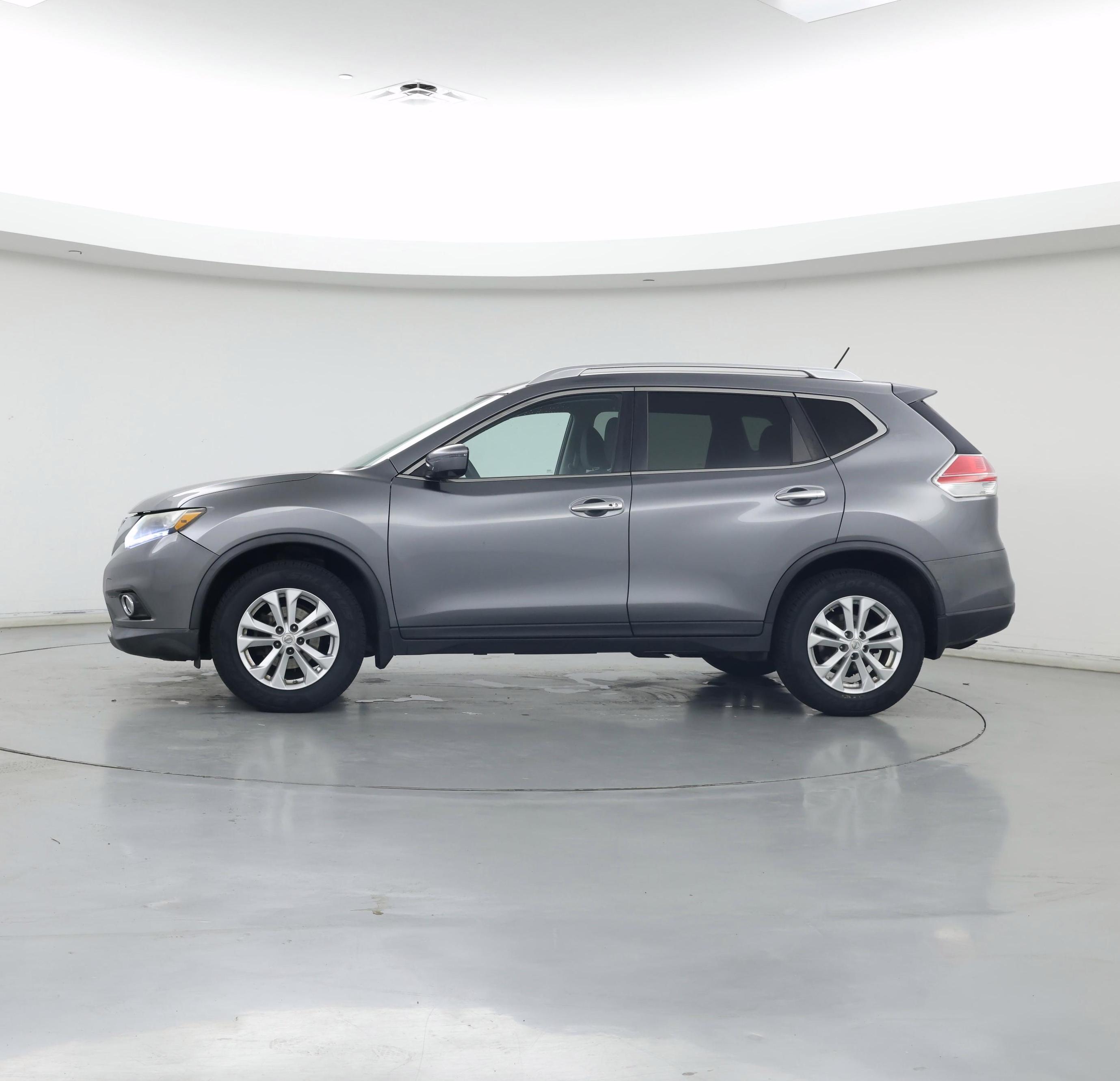 Thumbnail: 2016 Nissan Rogue - 3