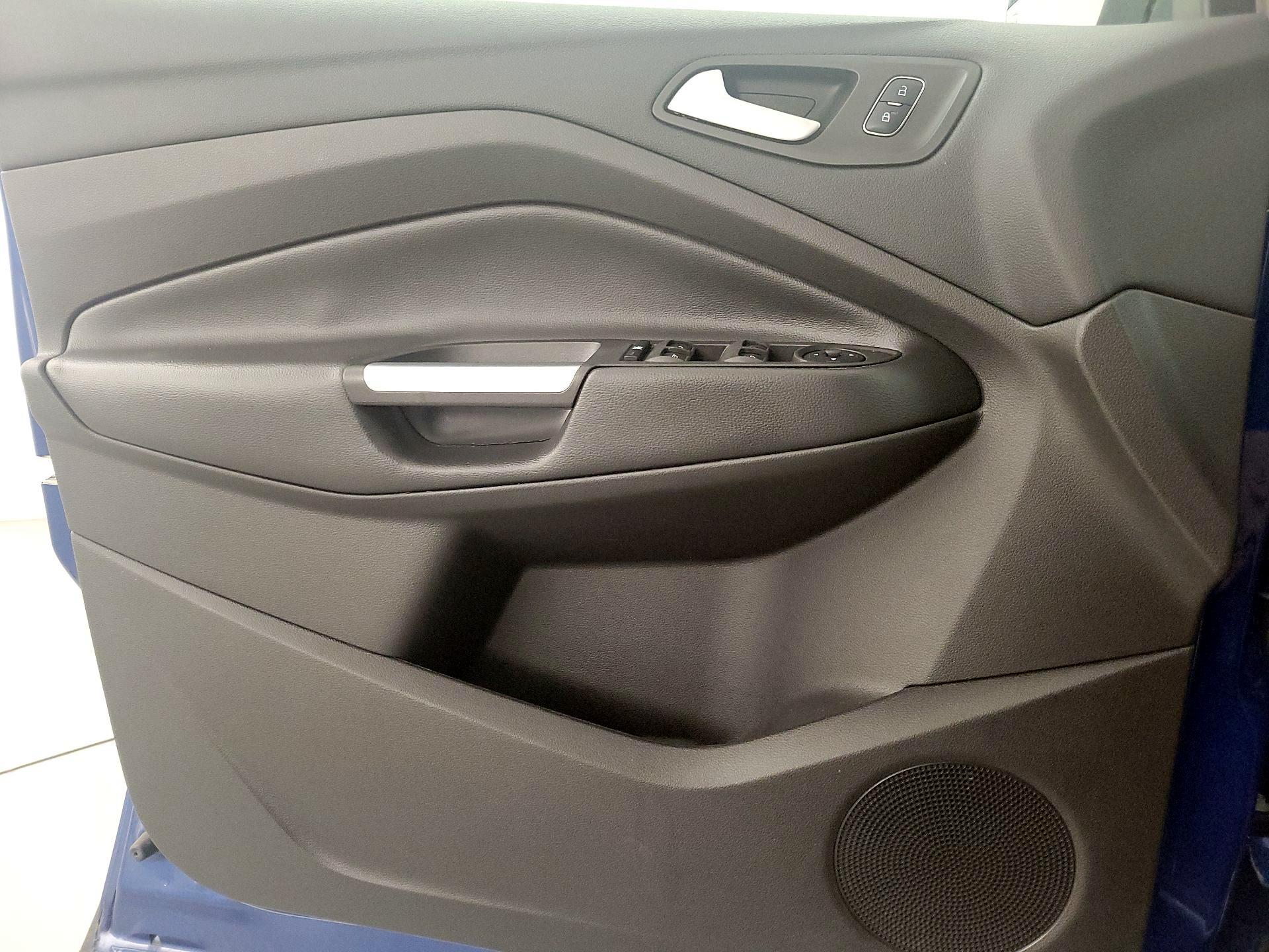 Thumbnail: 2018 Ford Escape - 12