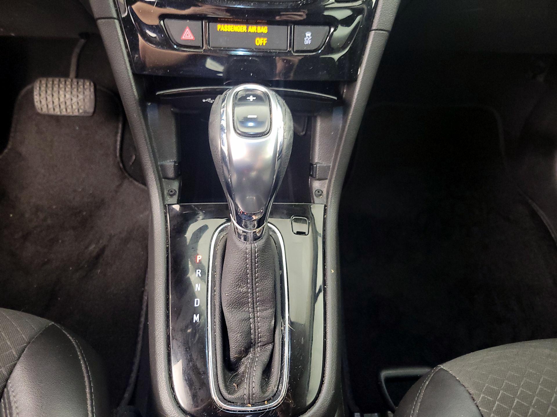 Thumbnail: 2019 Buick Encore - 17