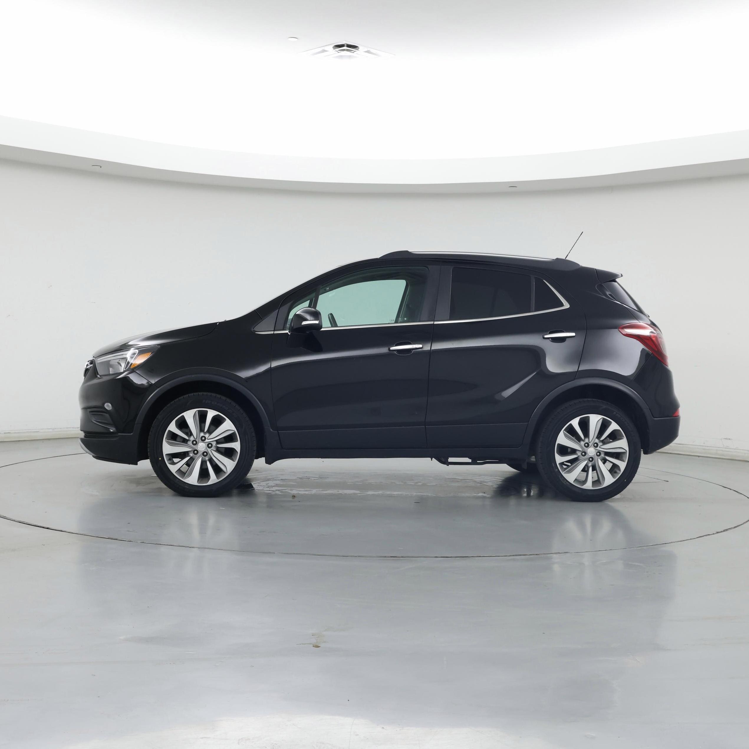 Thumbnail: 2019 Buick Encore - 3