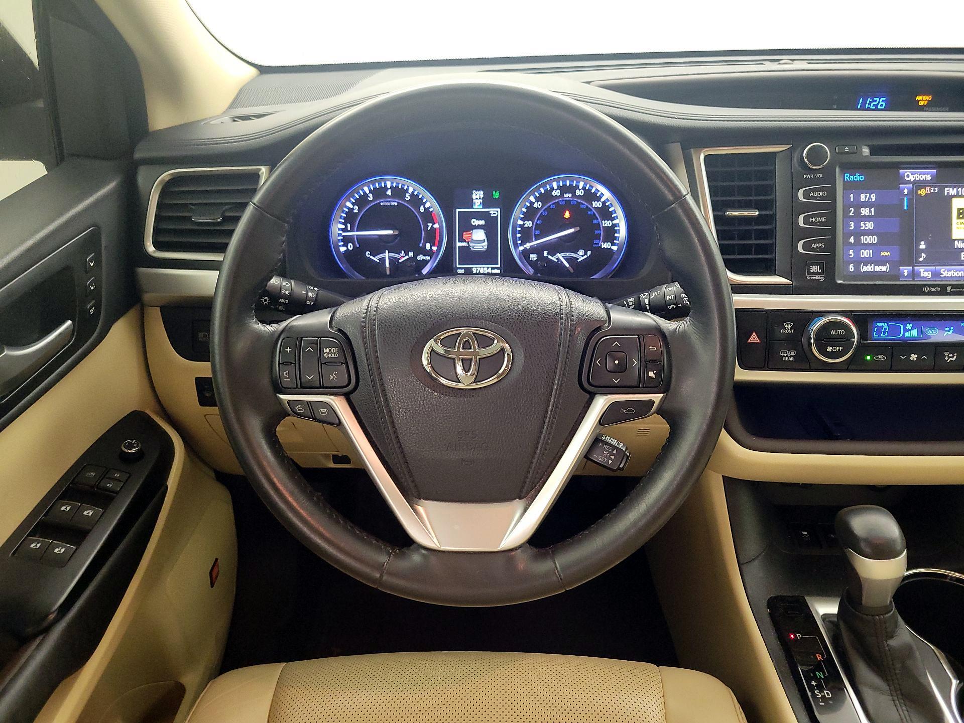 Thumbnail: 2014 Toyota Highlander - 10