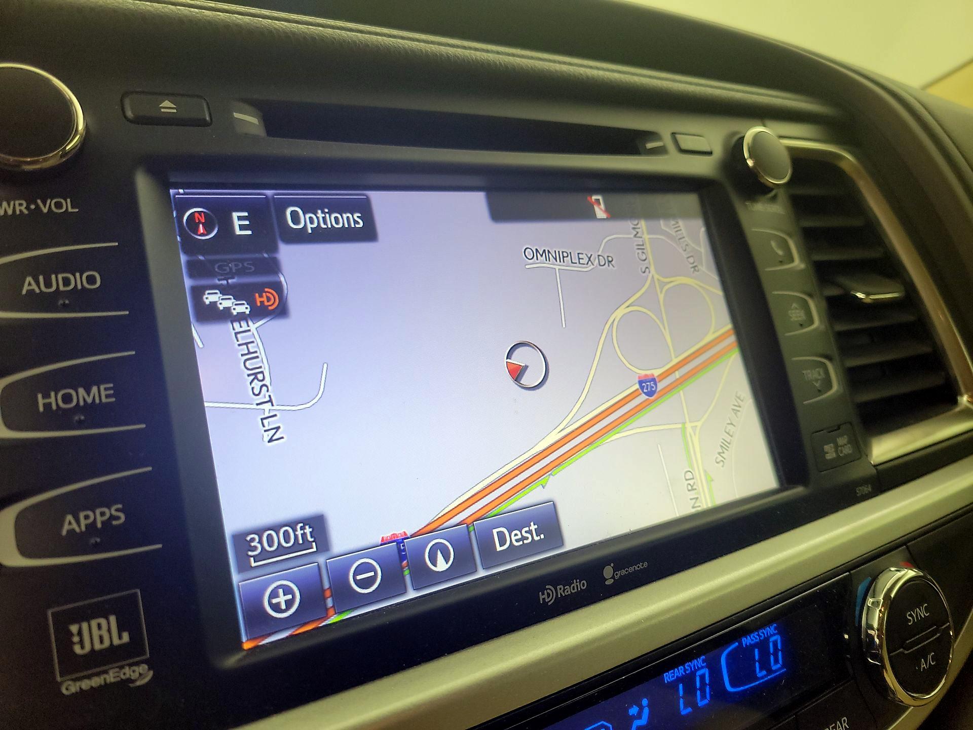 Thumbnail: 2014 Toyota Highlander - 14