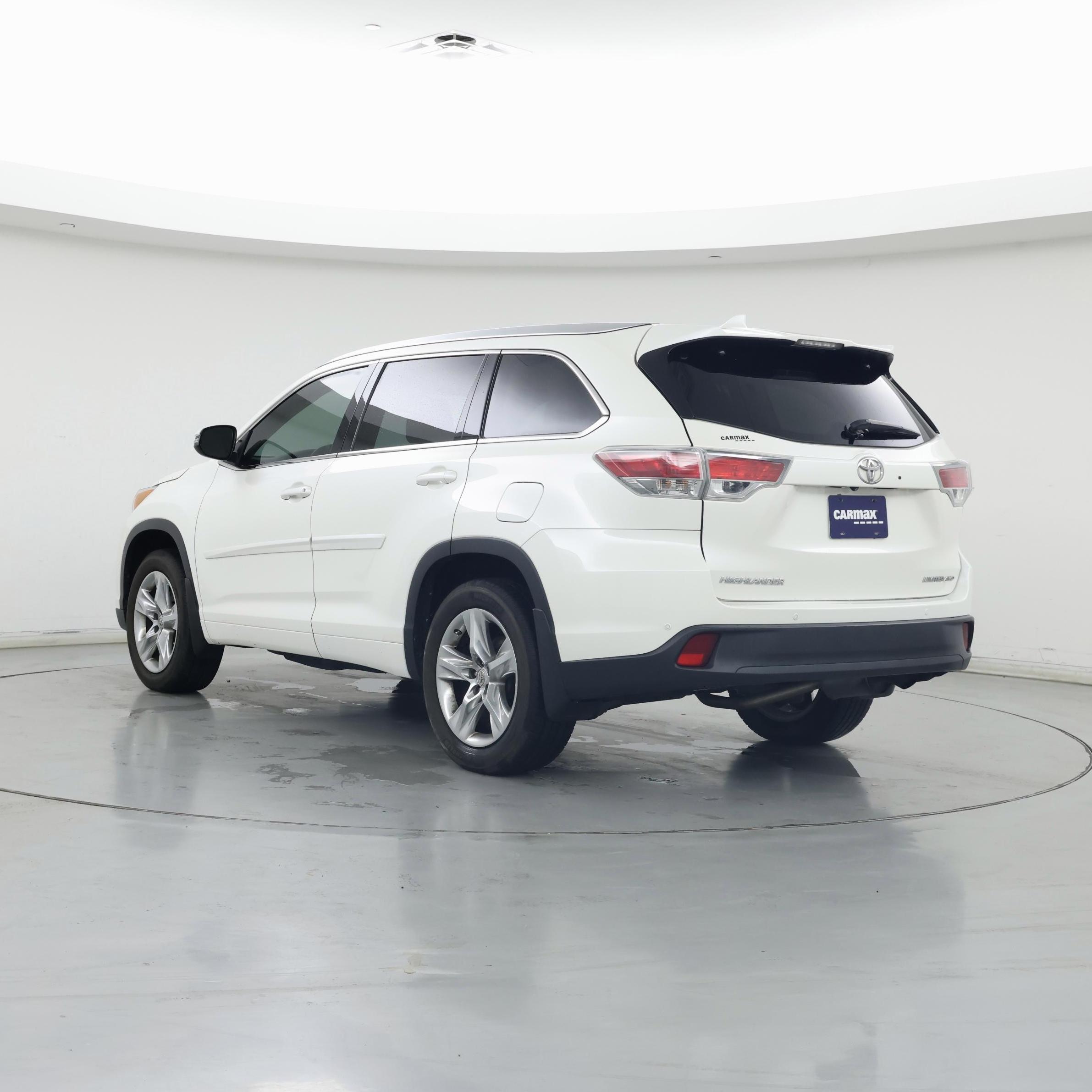 Thumbnail: 2014 Toyota Highlander - 2