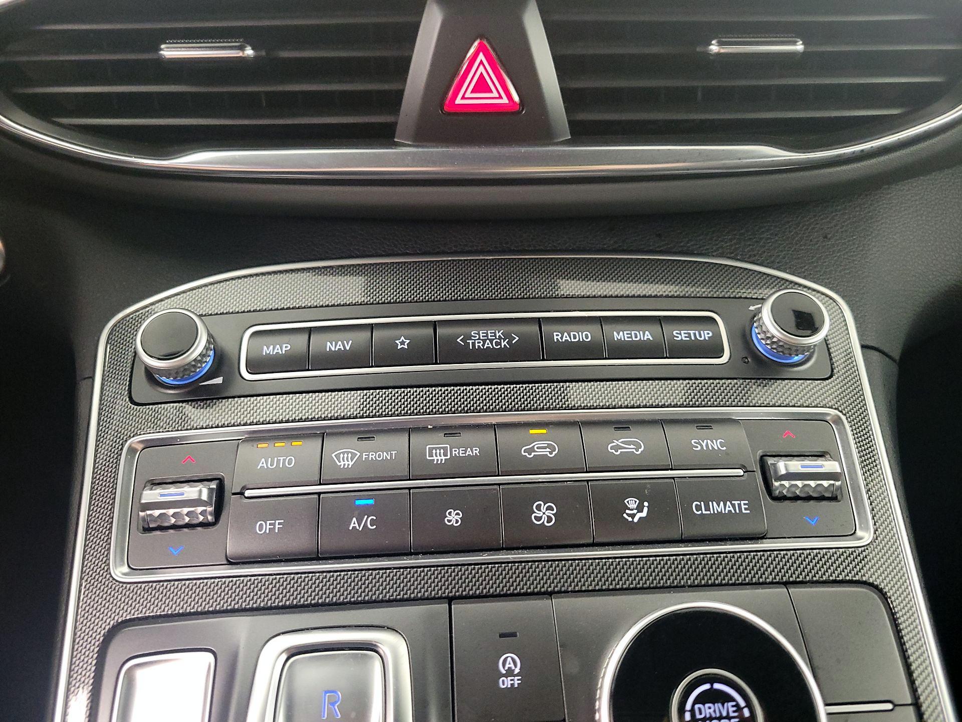 Thumbnail: 2023 Hyundai Santa Fe - 17