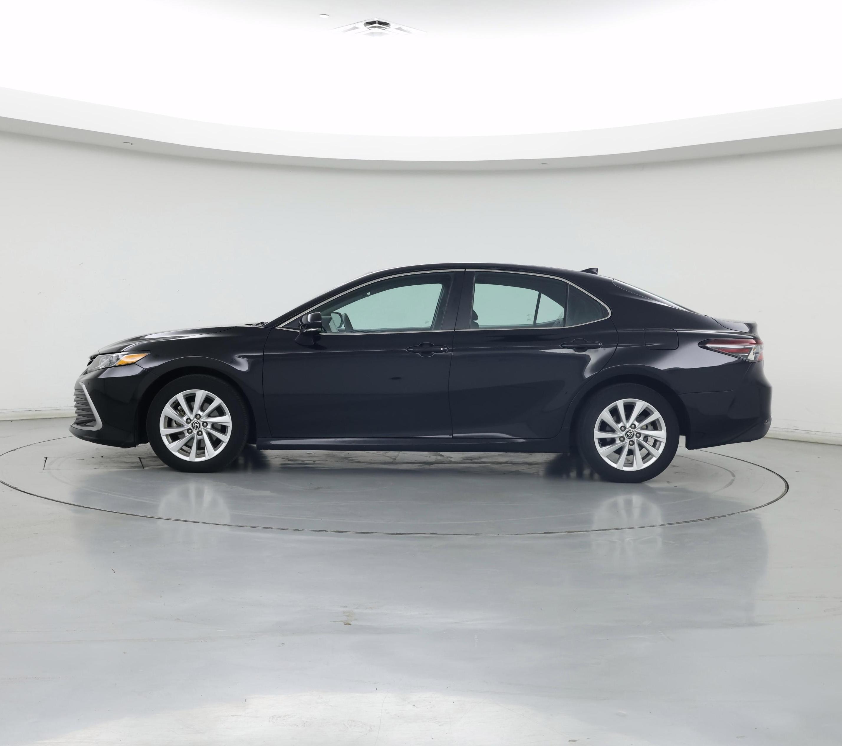 Thumbnail: 2023 Toyota Camry - 3