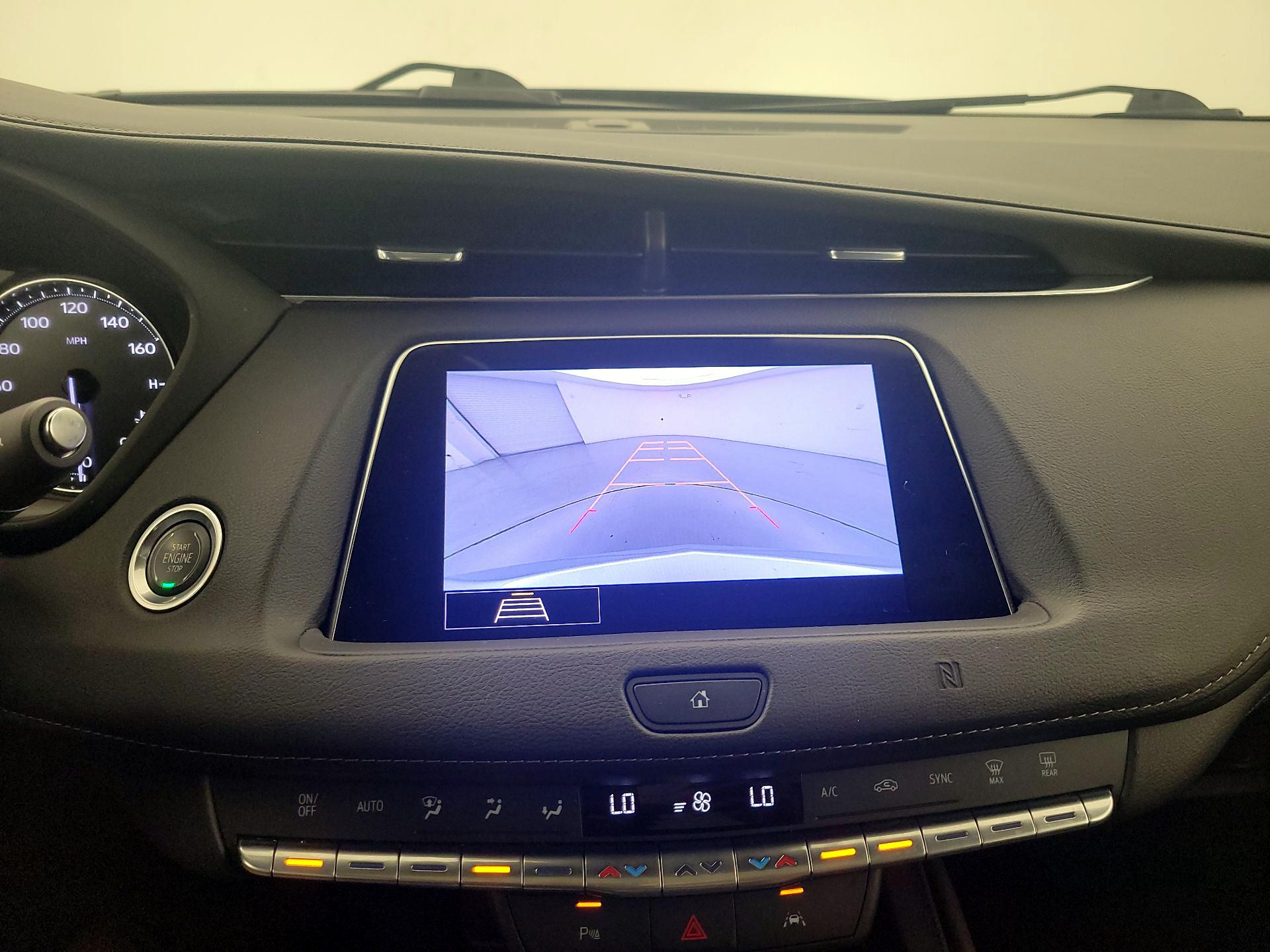 Thumbnail: 2020 Cadillac XT4 - 15